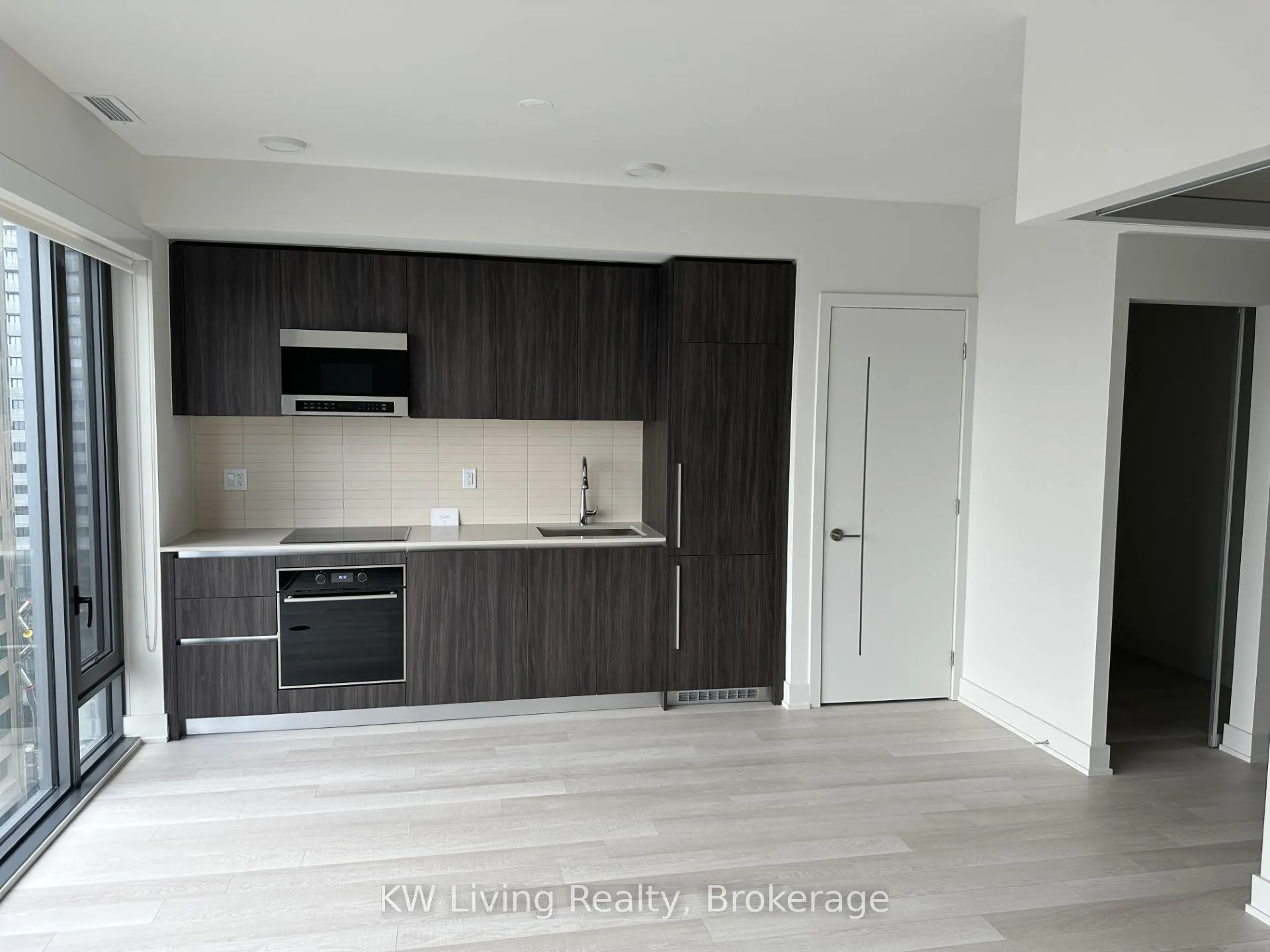 Photo 1 of Unit 1707, 8 Cumberland Street, Toronto, The Annex — HOMEH