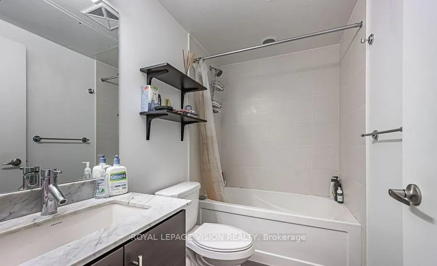 Photo 11 of Unit 1109, 58 Orchard View Boulevard, Toronto, Yonge-Eglinton — HOMEH