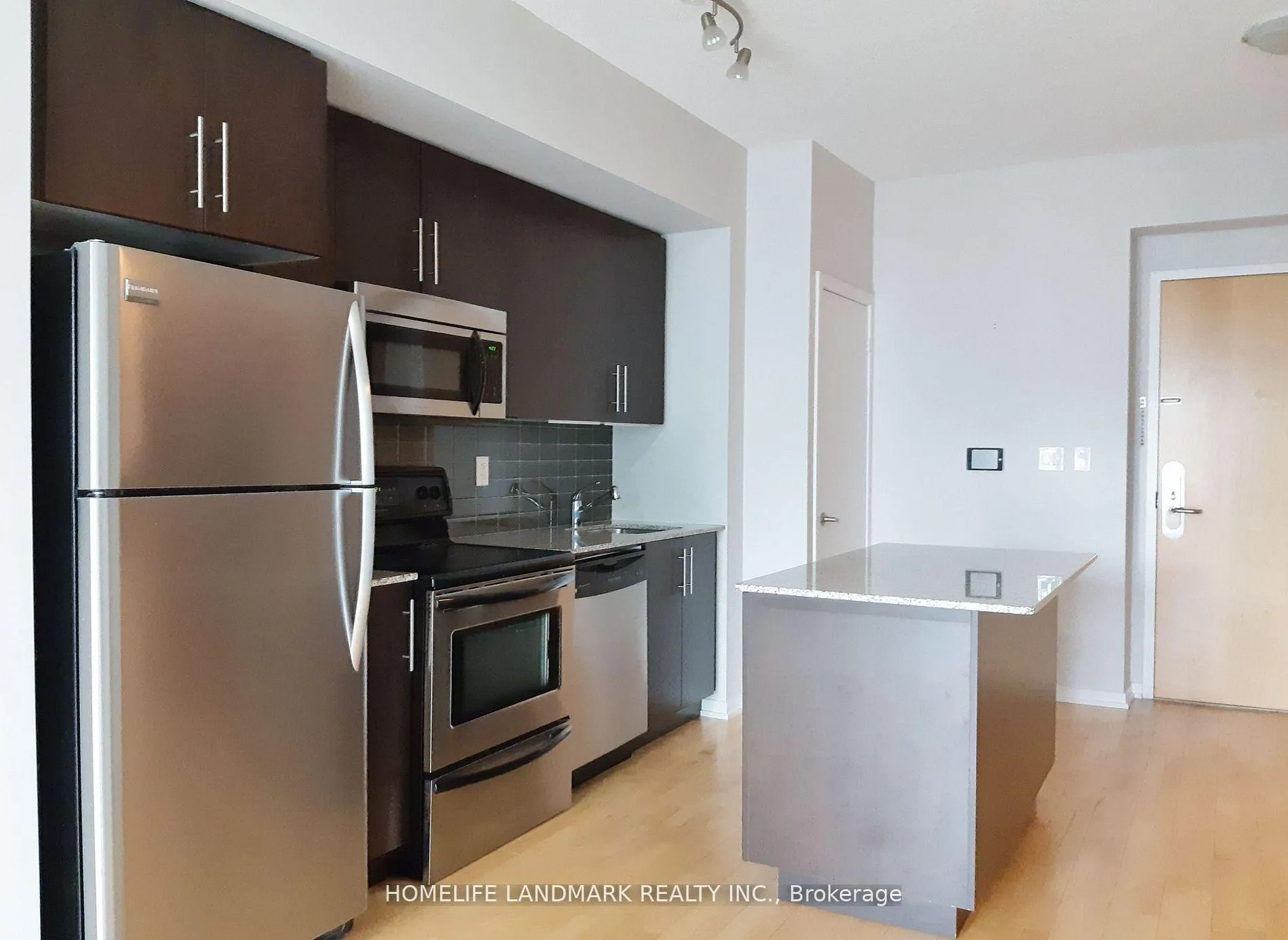 Photo 5 of Unit 4709, 65 Bremner Boulevard, Toronto, Waterfront Communities — HOMEH