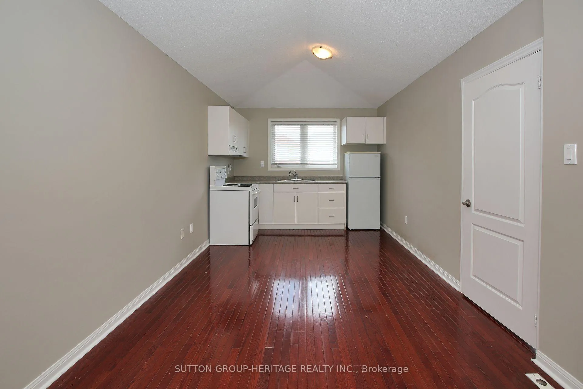 Photo 3 of 260 Walkerville Road, Markham, Cornell — HOMEH