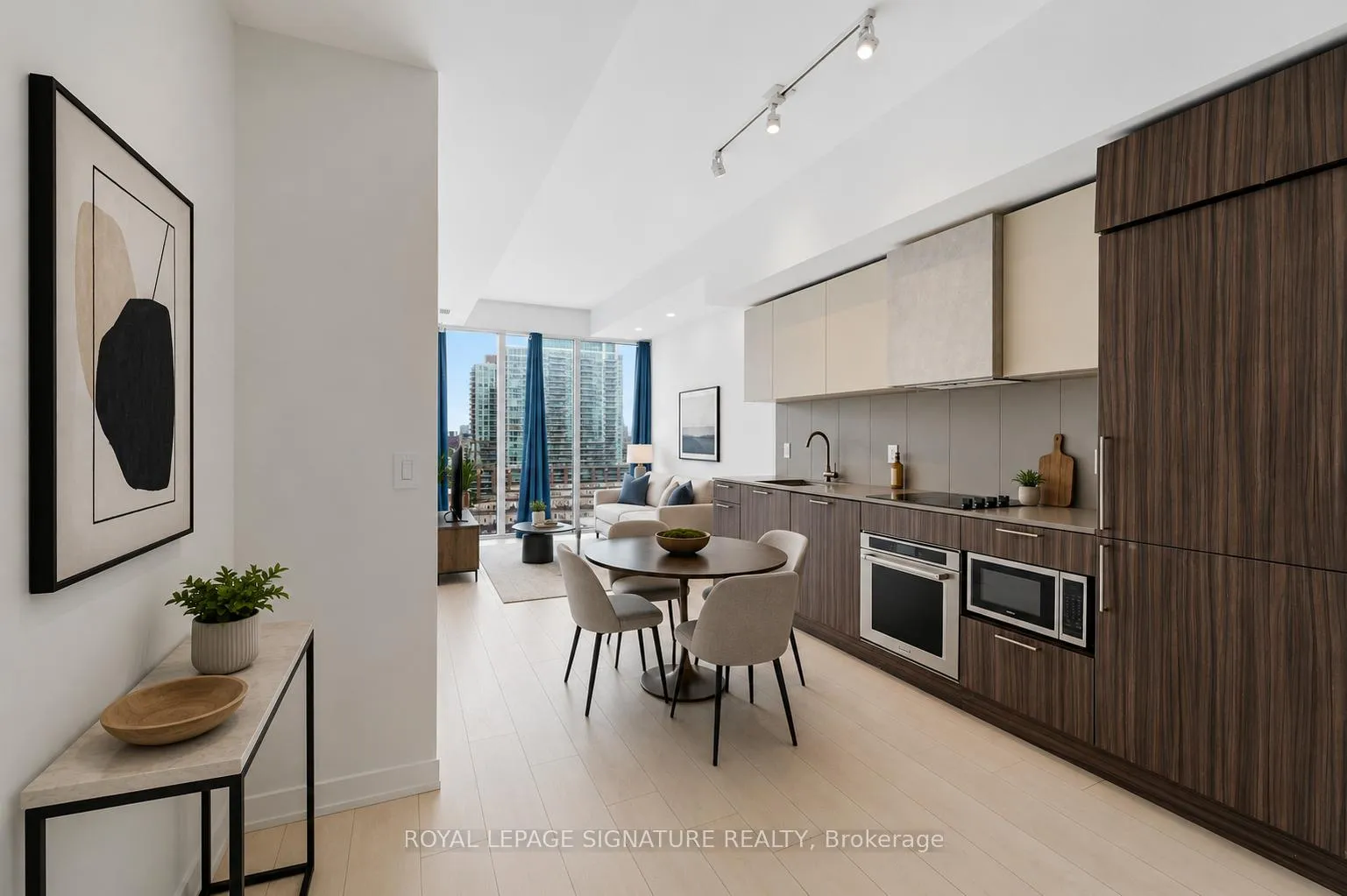 Photo 1 of Unit 1115, 19 Western Battery Road, Toronto, Niagara — HOMEH