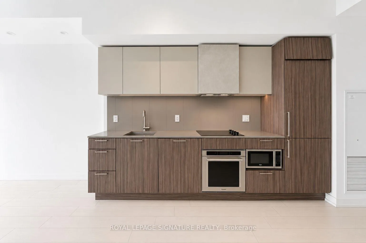 Photo 3 of Unit 1115, 19 Western Battery Road, Toronto, Niagara — HOMEH