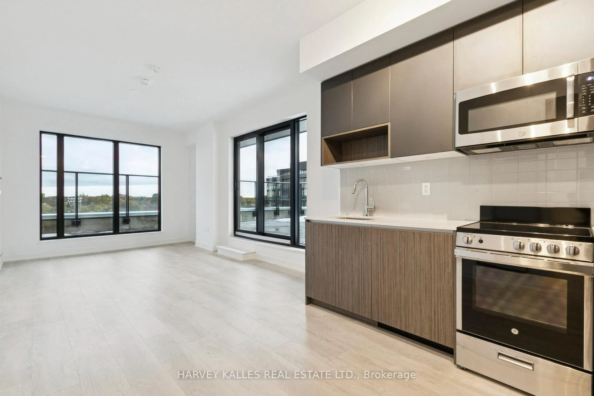 Photo 16 of Unit 706, 801 The Queensway, Etobicoke, Stonegate-Queensway — HOMEH