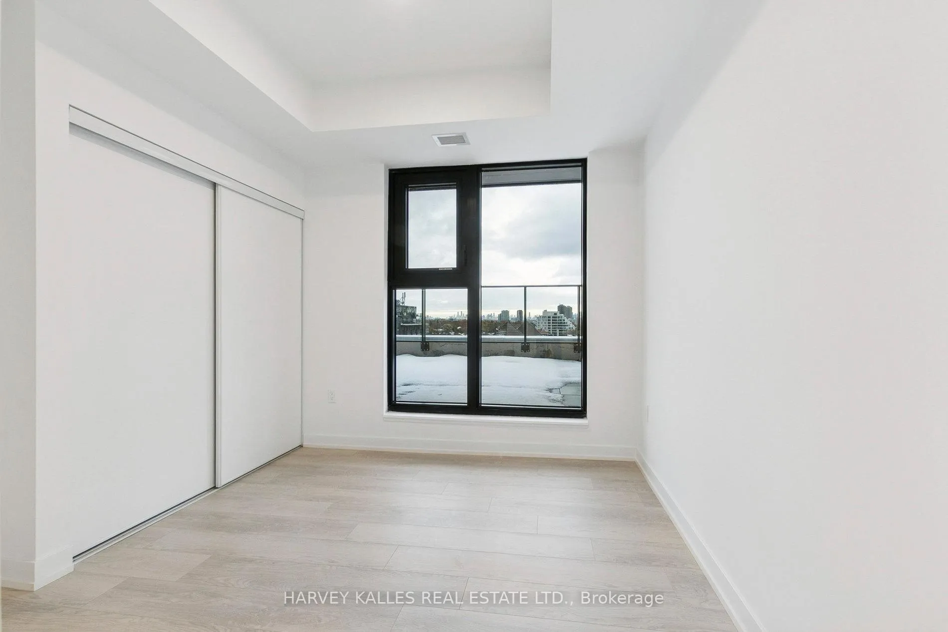 Photo 17 of Unit 706, 801 The Queensway, Etobicoke, Stonegate-Queensway — HOMEH