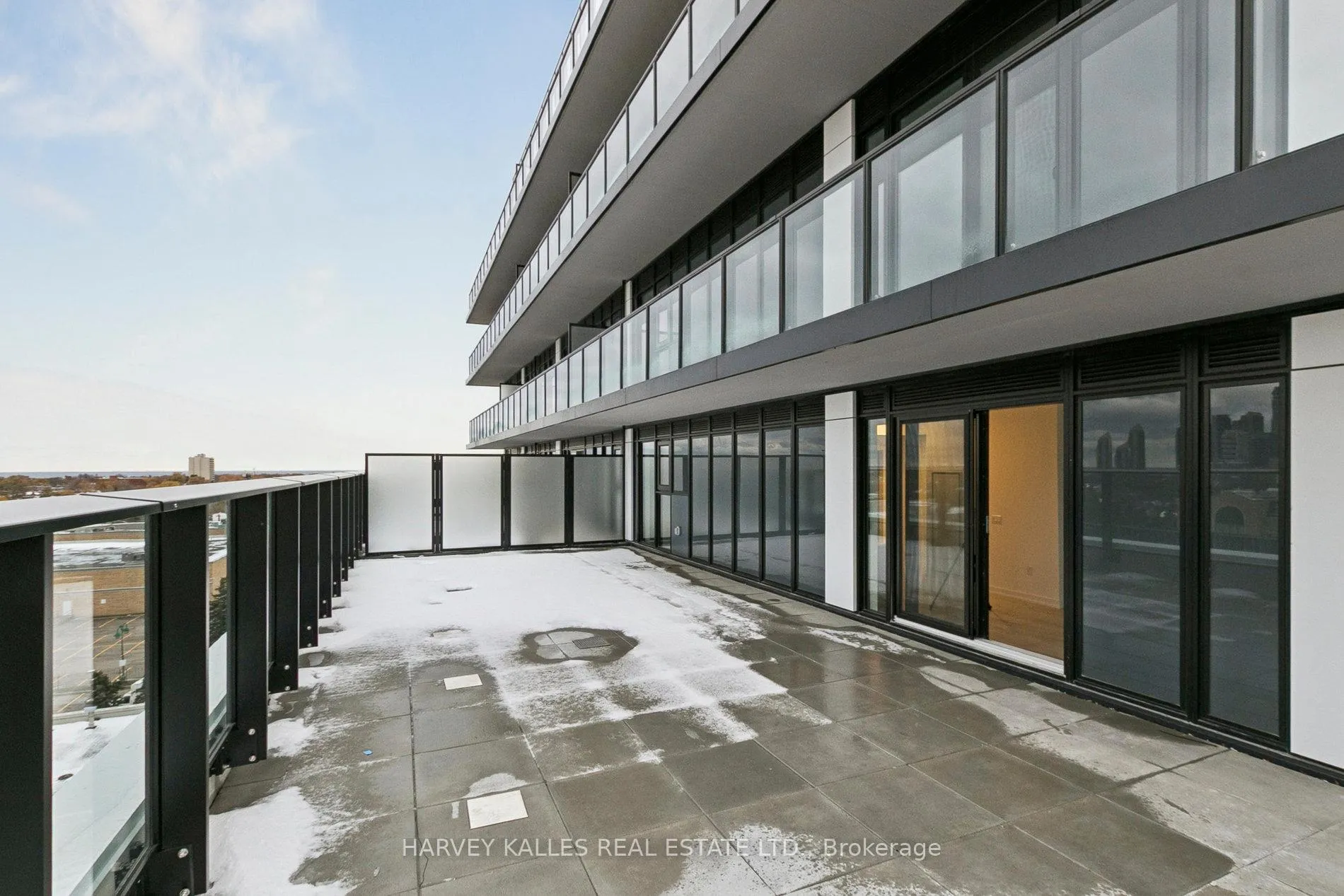 Photo 28 of Unit 706, 801 The Queensway, Etobicoke, Stonegate-Queensway — HOMEH