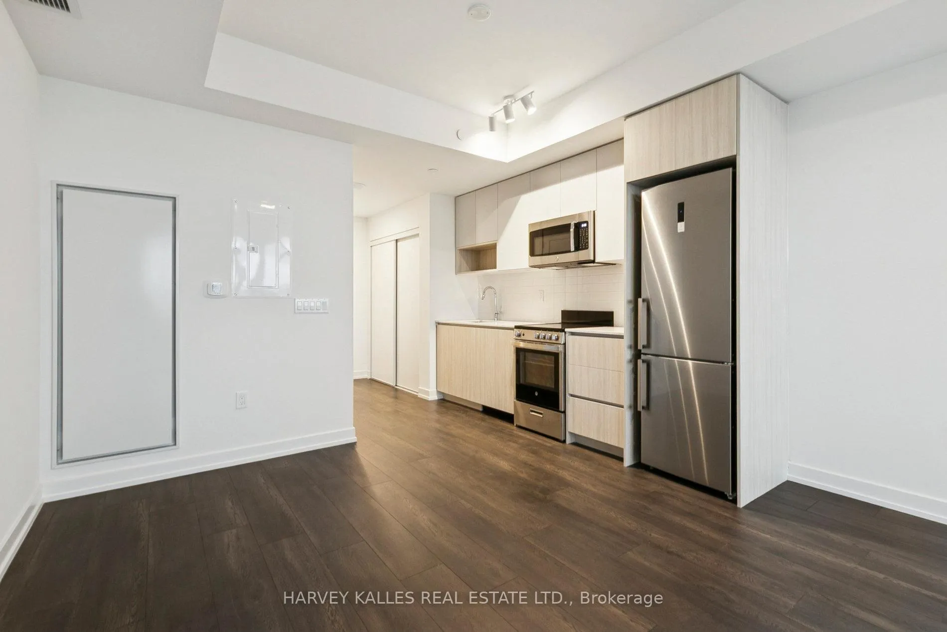 Photo 1 of Unit 512, 801 The Queensway, Etobicoke, Stonegate-Queensway — HOMEH
