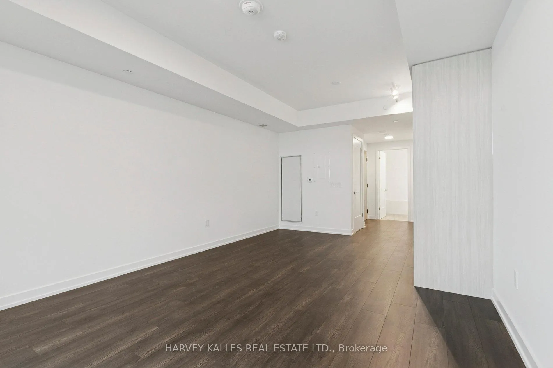 Photo 8 of Unit 512, 801 The Queensway, Etobicoke, Stonegate-Queensway — HOMEH