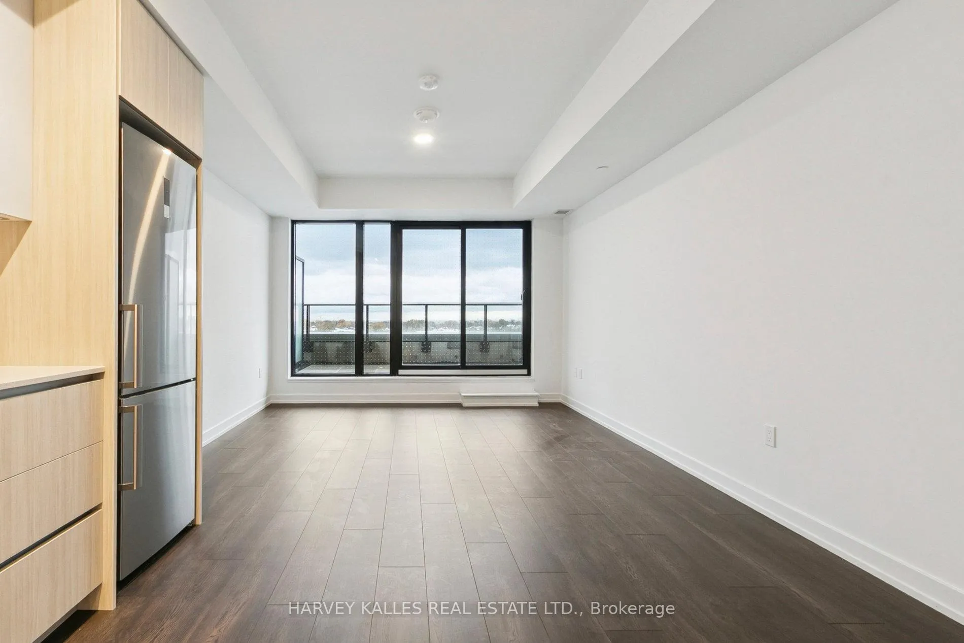 Photo 9 of Unit 512, 801 The Queensway, Etobicoke, Stonegate-Queensway — HOMEH