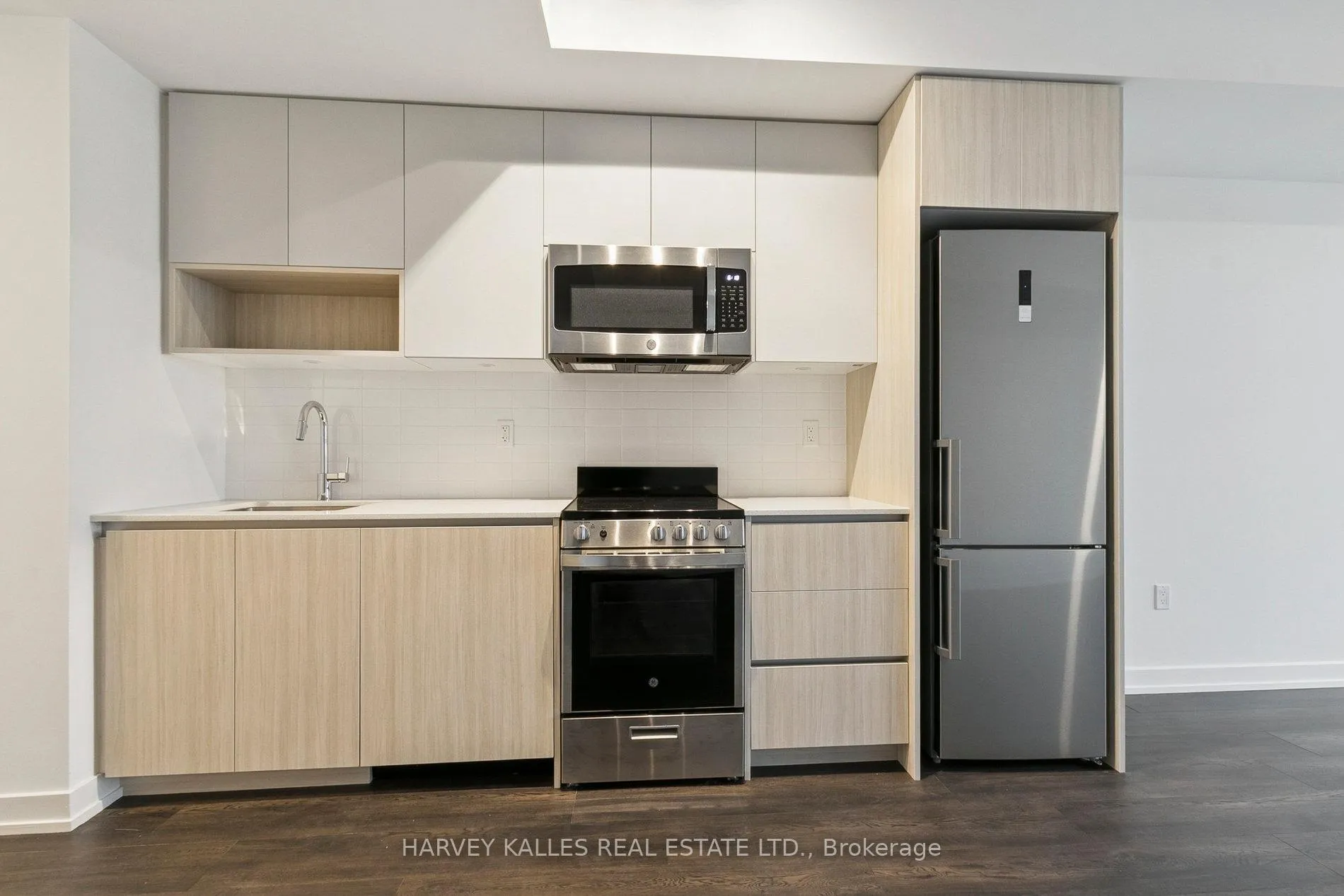 Photo 13 of Unit 512, 801 The Queensway, Etobicoke, Stonegate-Queensway — HOMEH
