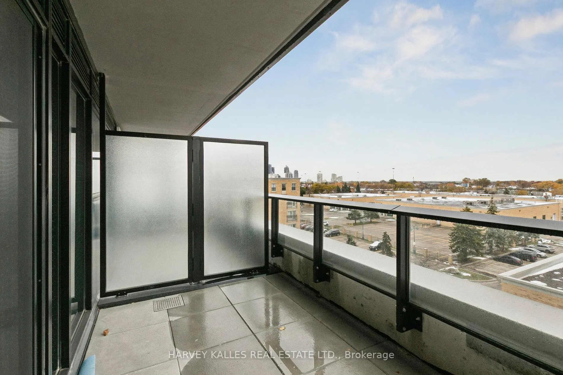 Photo 20 of Unit 512, 801 The Queensway, Etobicoke, Stonegate-Queensway — HOMEH
