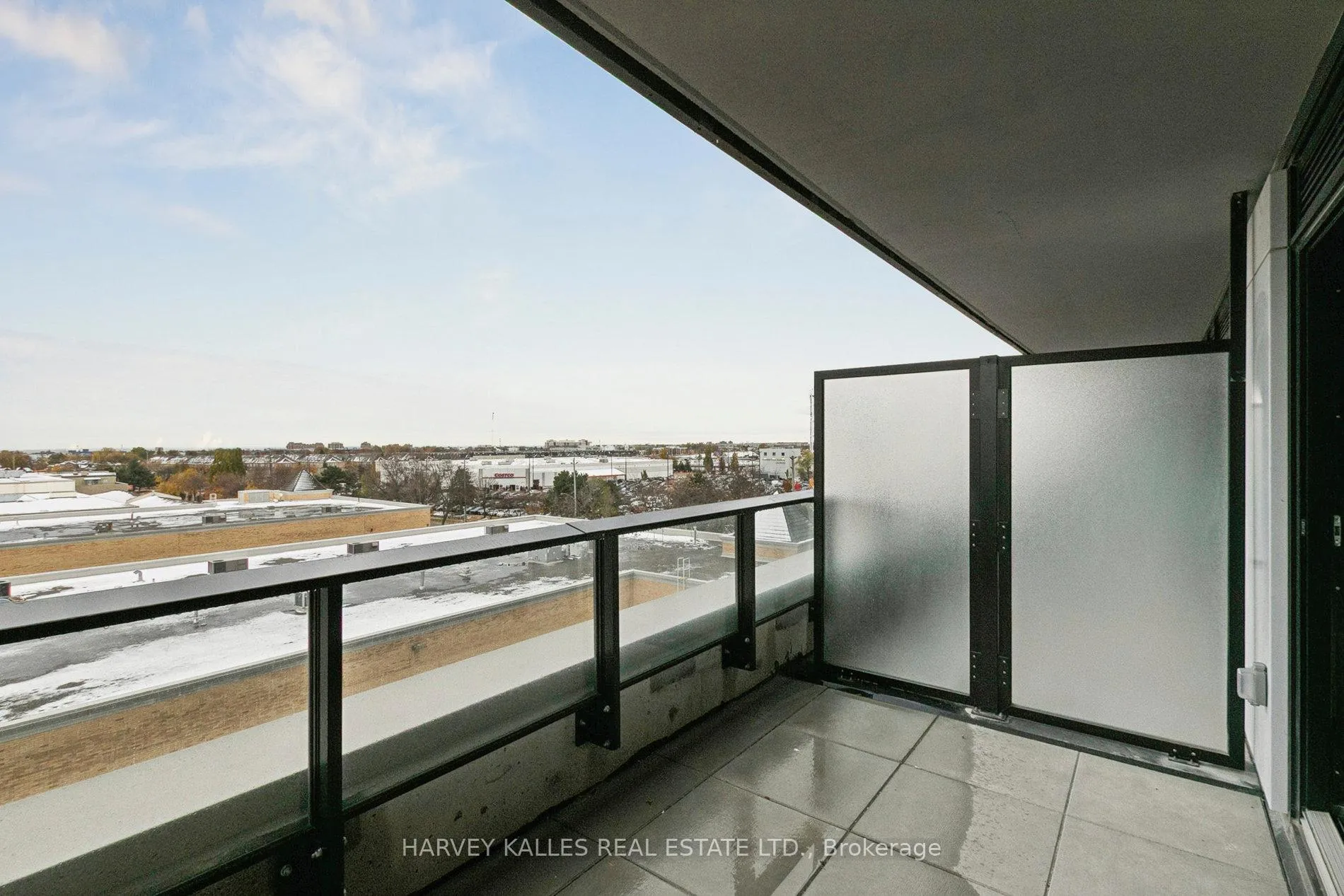 Photo 21 of Unit 512, 801 The Queensway, Etobicoke, Stonegate-Queensway — HOMEH