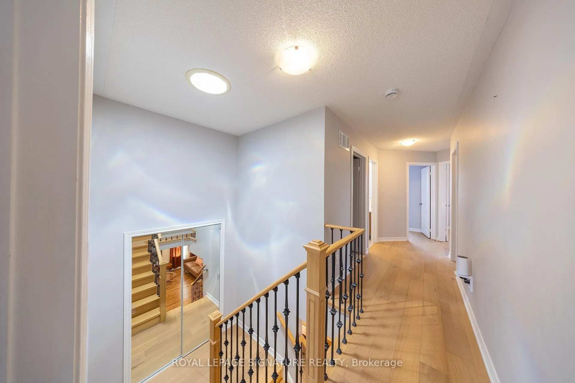 Photo 16 of 2299 Yorktown Circle, Mississauga, Central Erin Mills — HOMEH