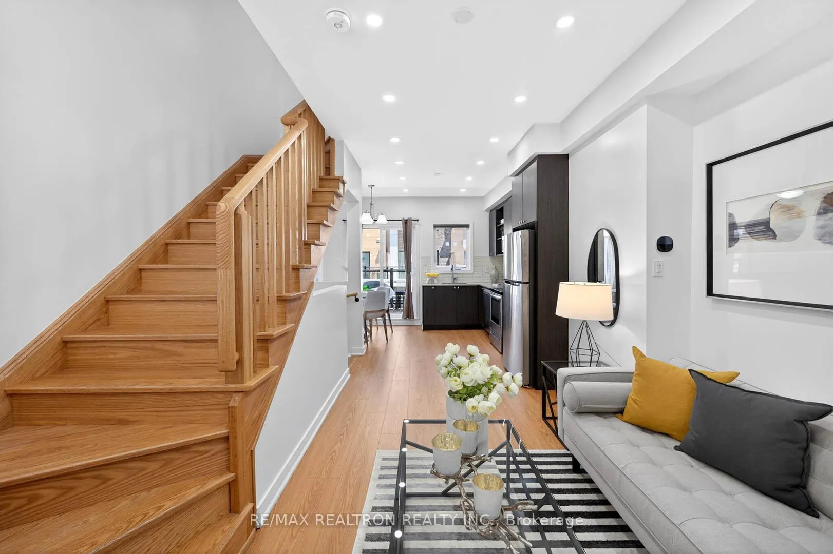 Photo 8 of Unit 3, 110 Stanley Greene Boulevard, North York, Downsview-Roding-CFB — HOMEH