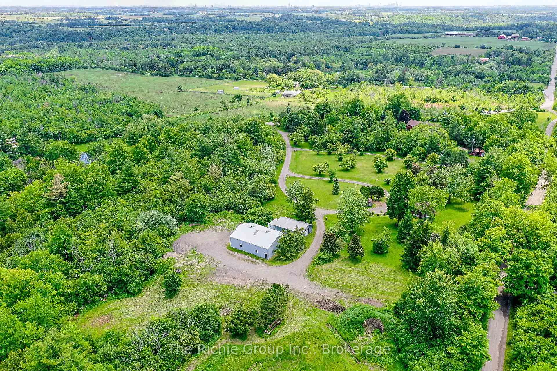 Photo 3 of 13494 Tenth Line, Halton Hills, Rural Halton Hills — HOMEH