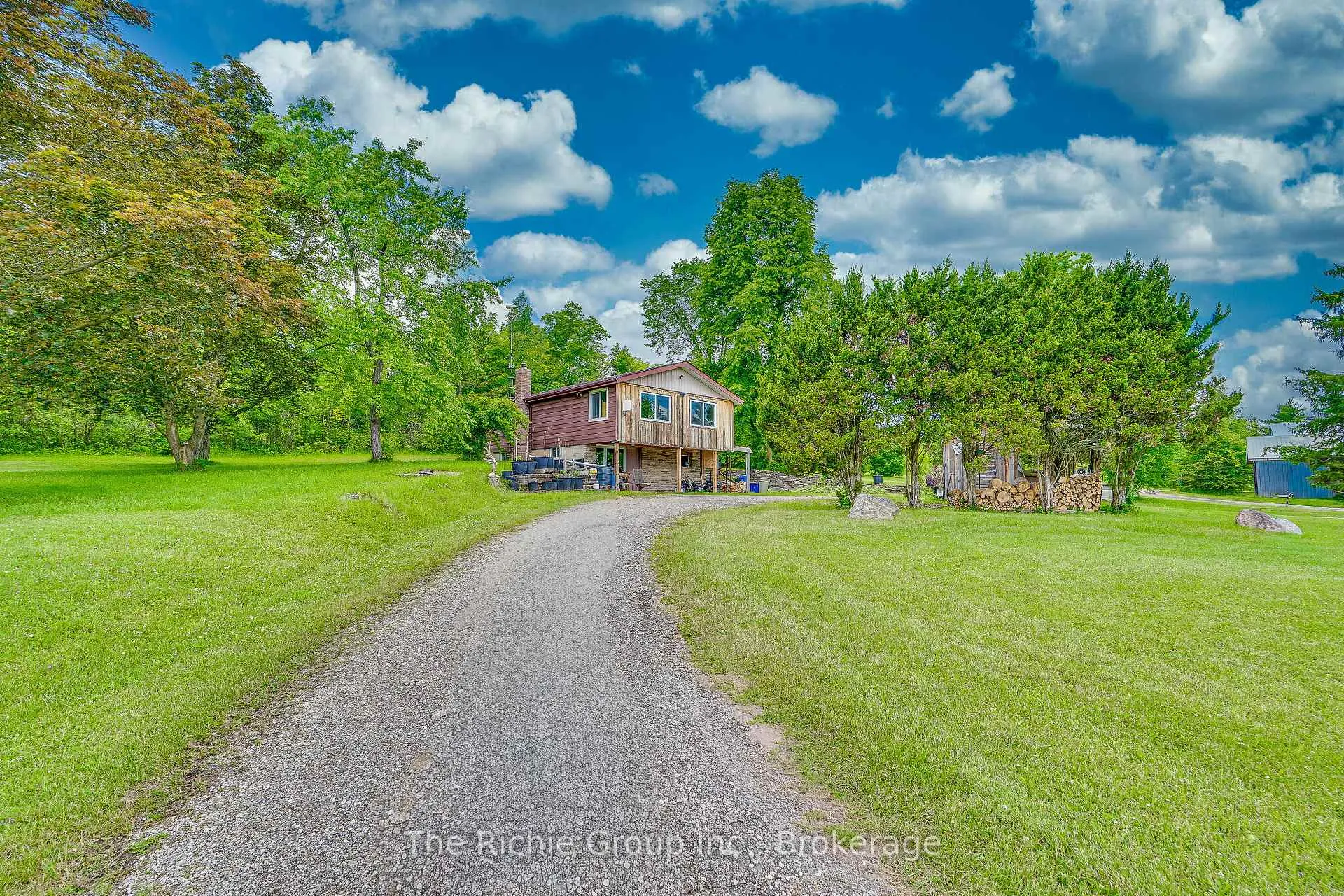 Photo 6 of 13494 Tenth Line, Halton Hills, Rural Halton Hills — HOMEH
