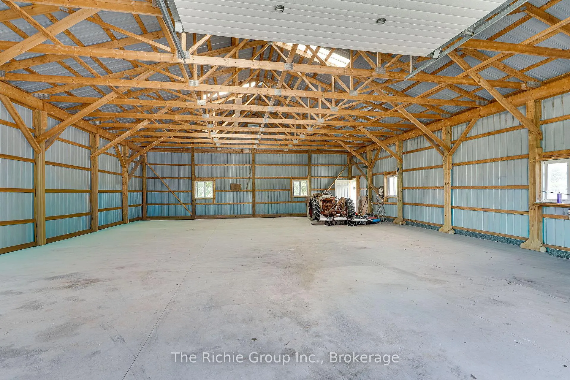 Photo 9 of 13494 Tenth Line, Halton Hills, Rural Halton Hills — HOMEH