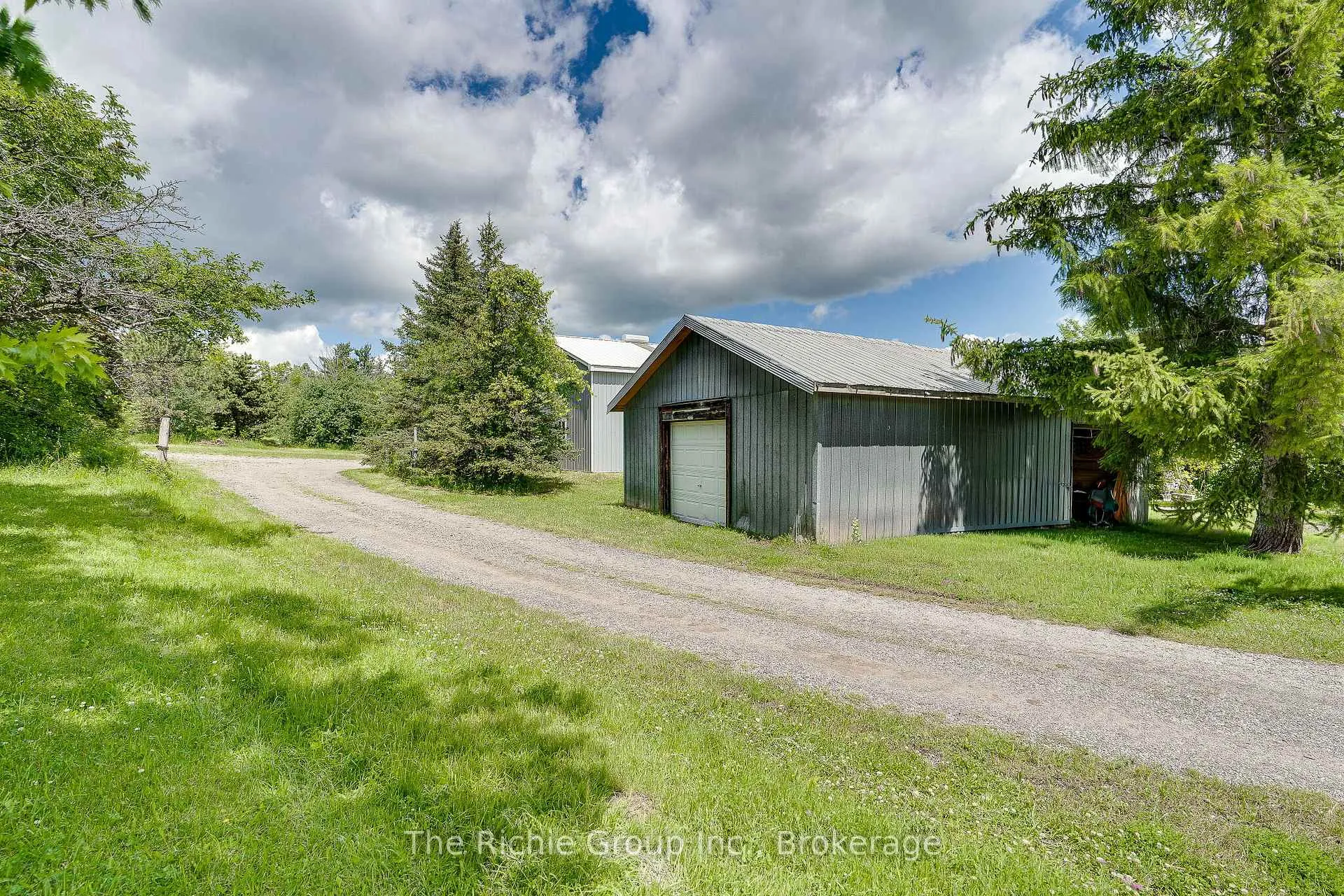 Photo 11 of 13494 Tenth Line, Halton Hills, Rural Halton Hills — HOMEH