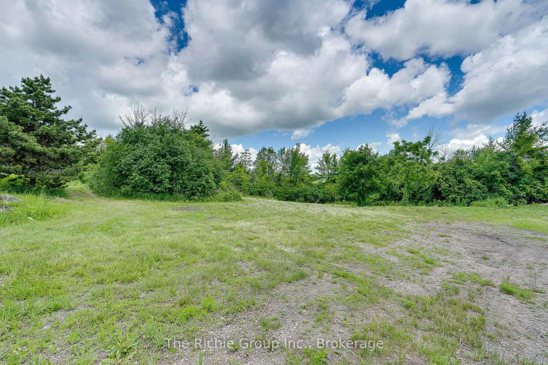 Photo 14 of 13494 Tenth Line, Halton Hills, Rural Halton Hills — HOMEH