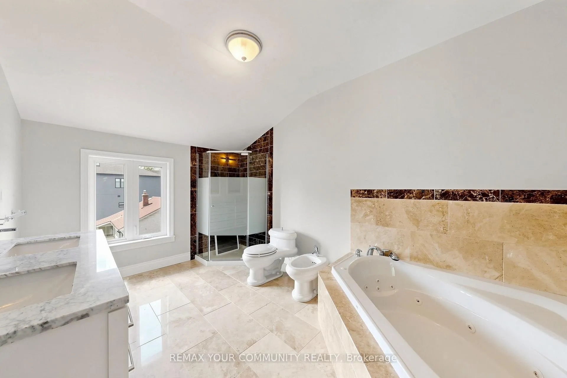 Photo 26 of 171 Beta Street, Etobicoke, Alderwood — HOMEH
