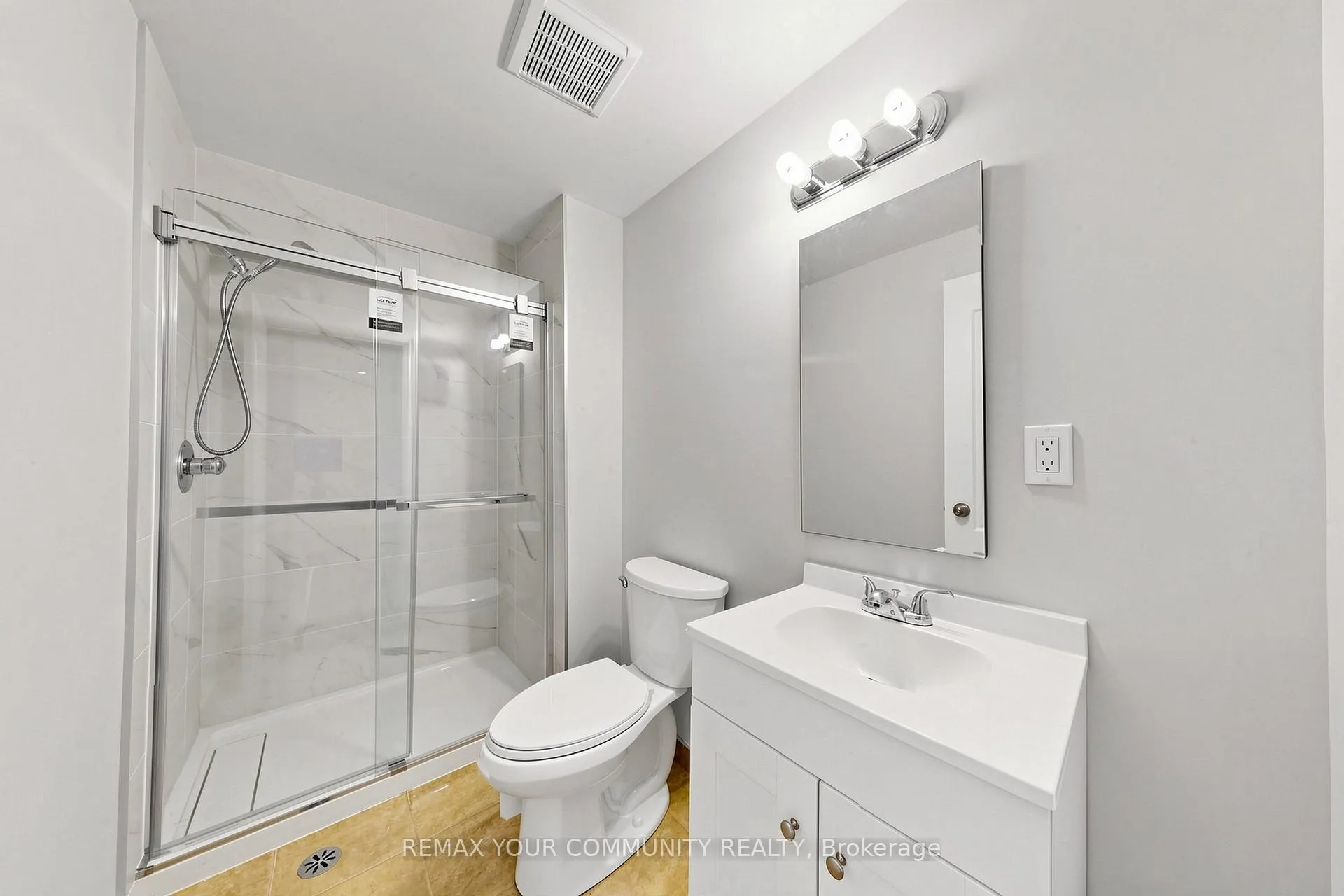 Photo 43 of 171 Beta Street, Etobicoke, Alderwood — HOMEH