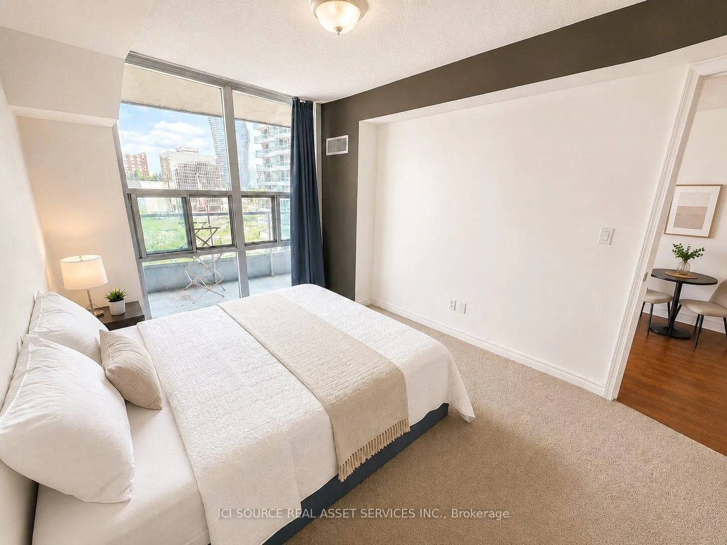 Photo 8 of Unit 607, 33 Elm Drive W, Mississauga, City Centre — HOMEH