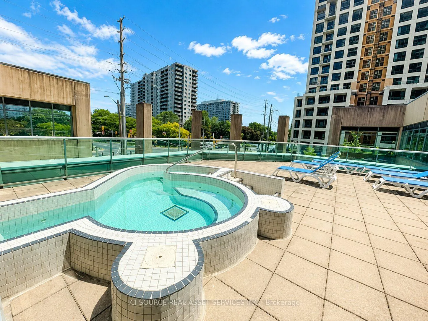Photo 14 of Unit 607, 33 Elm Drive W, Mississauga, City Centre — HOMEH