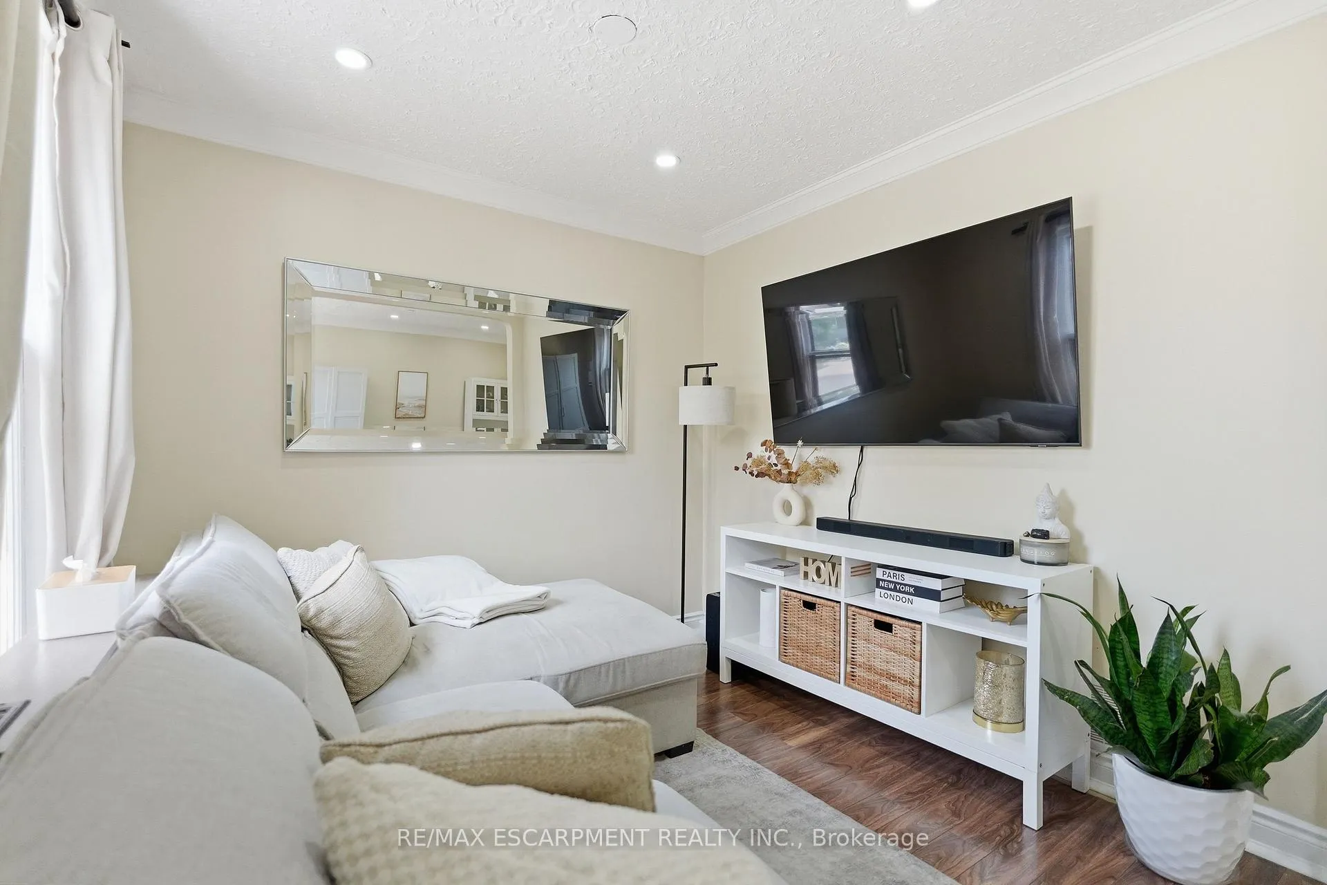 Photo 3 of 141 McAnulty Boulevard, Hamilton, Industrial Sector — HOMEH