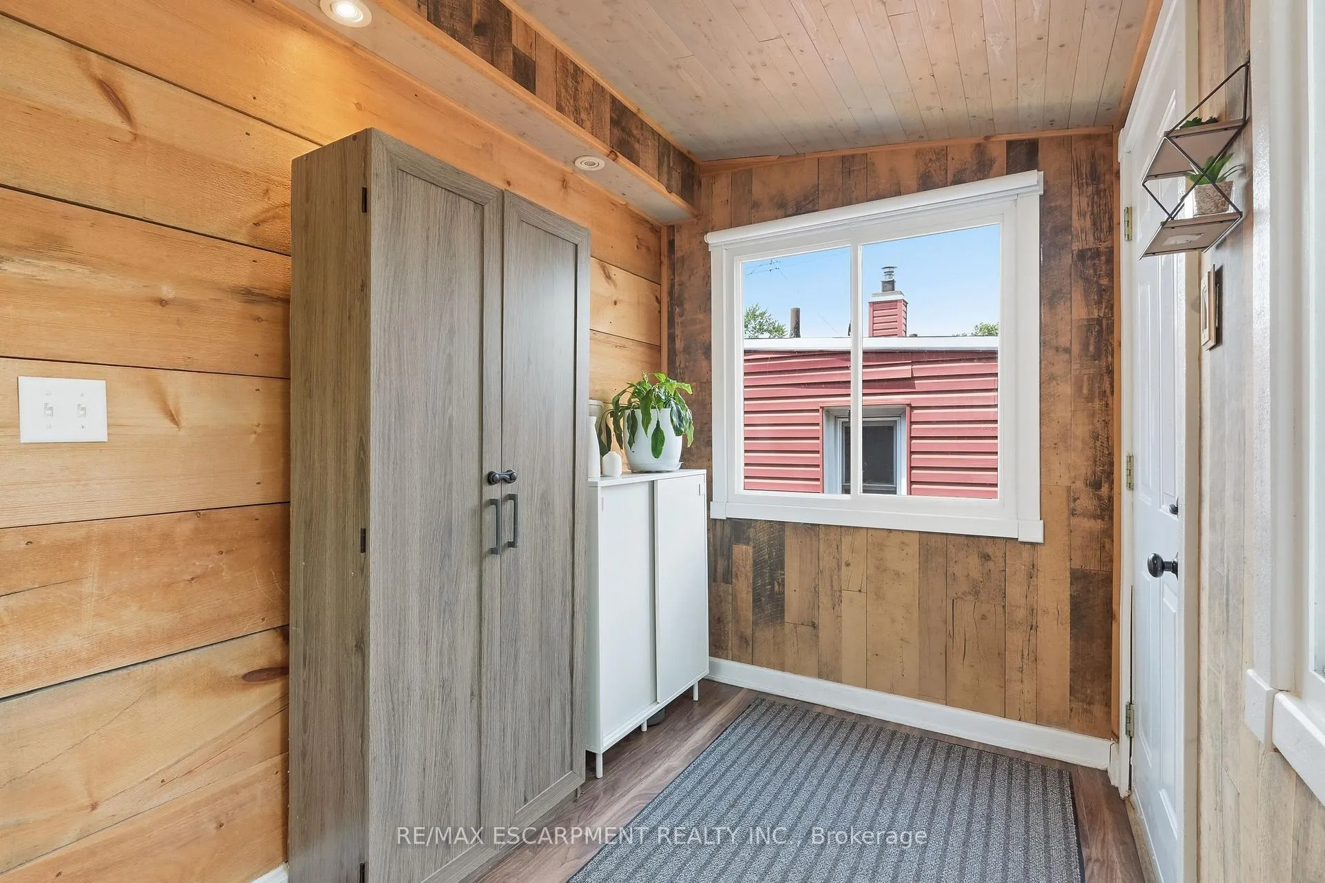 Photo 33 of 141 McAnulty Boulevard, Hamilton, Industrial Sector — HOMEH