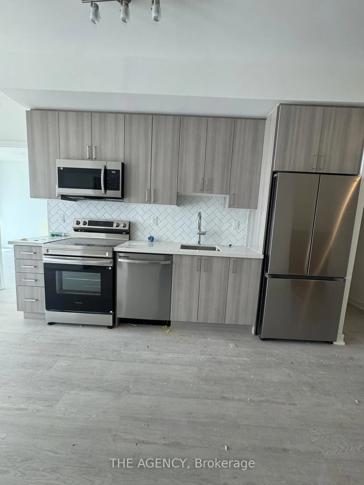 Photo 54 of Unit 2707, 1010 Sandy Beach Road, Pickering, Bay Ridges — HOMEH
