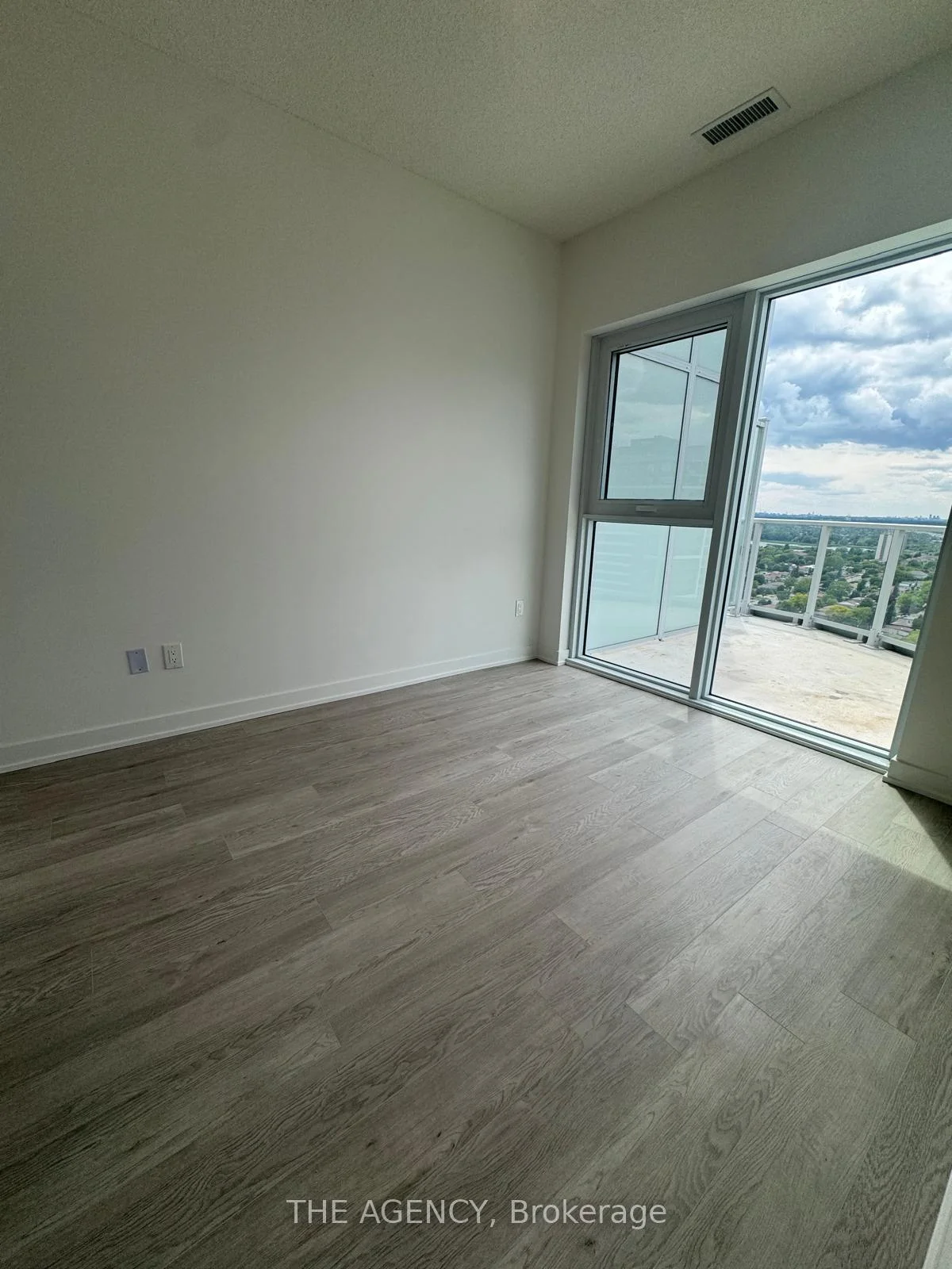 Photo 20 of Unit 2707, 1010 Sandy Beach Road, Pickering, Bay Ridges — HOMEH