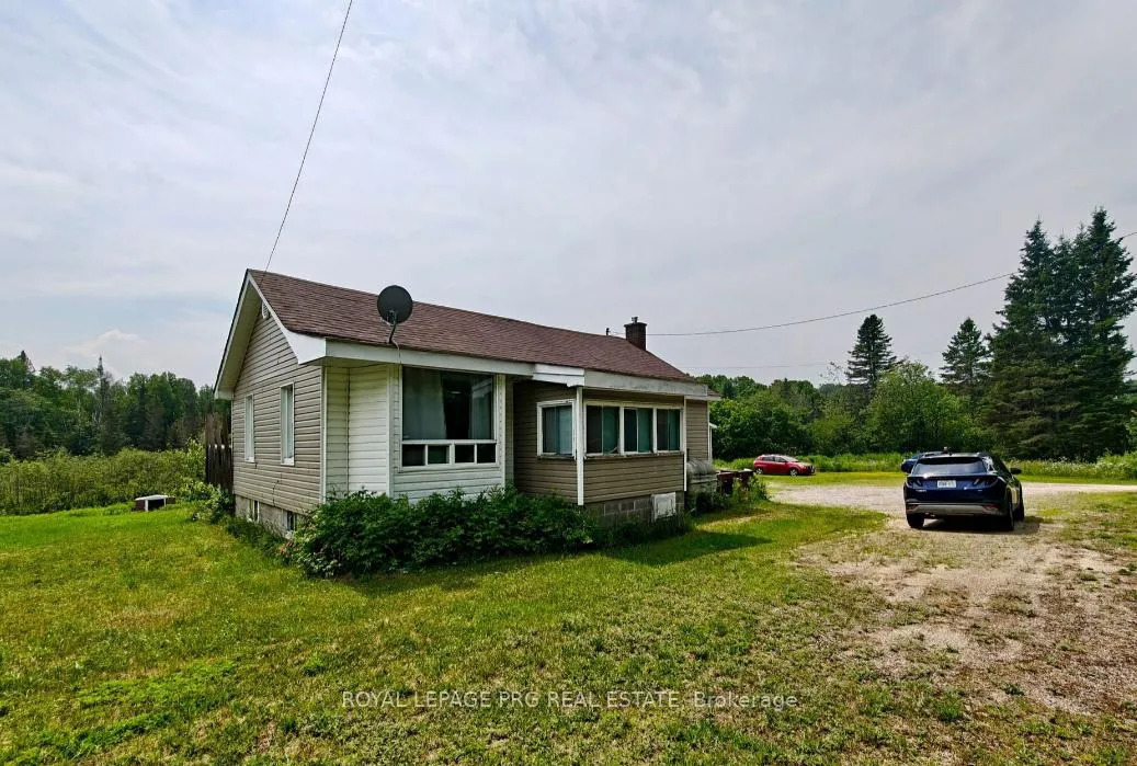Photo of 1521 Four Mile Lake Road