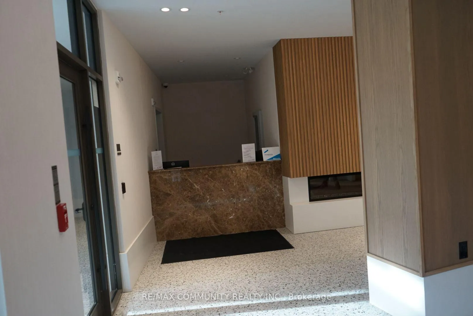 Photo 6 of Unit 117, 385 Arctic Red Drive, Oshawa, Windfields — HOMEH