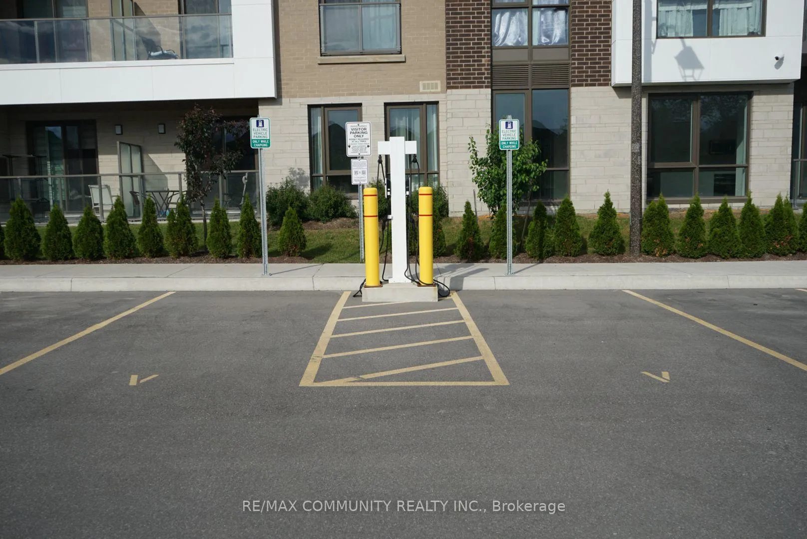 Photo 29 of Unit 117, 385 Arctic Red Drive, Oshawa, Windfields — HOMEH