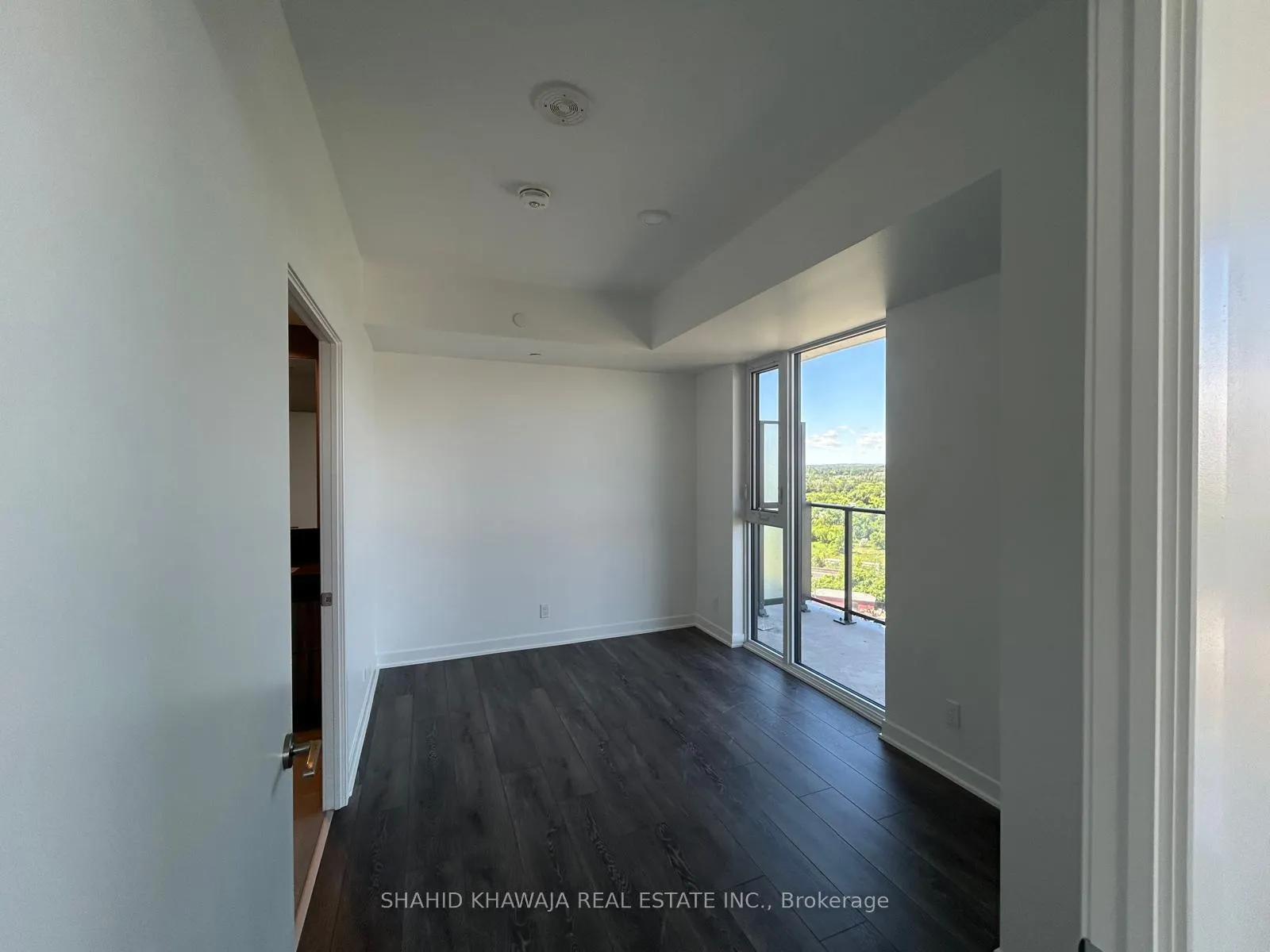 Photo 15 of Unit 1302, 10 Flavelle Trail W, Vaughan, Steeles West Industrial — HOMEH