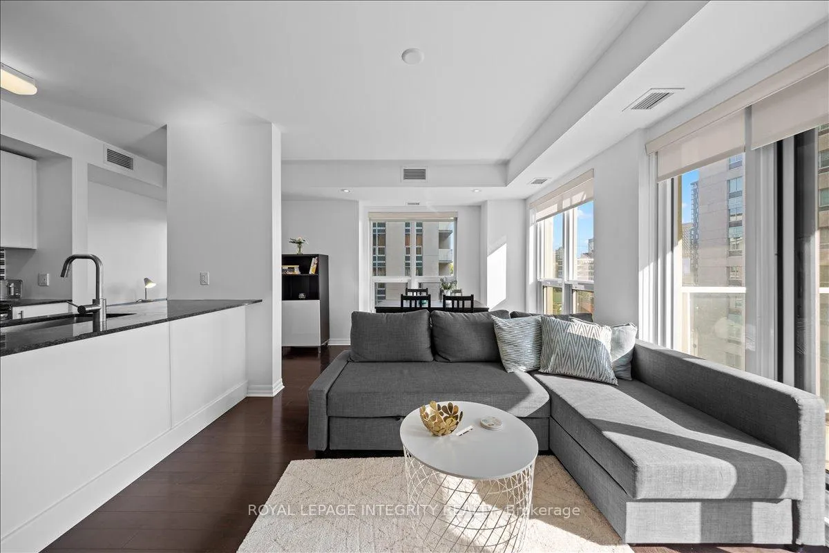 Photo 6 of Unit 909, 242 Rideau Street, Ottawa, Sandy Hill — HOMEH