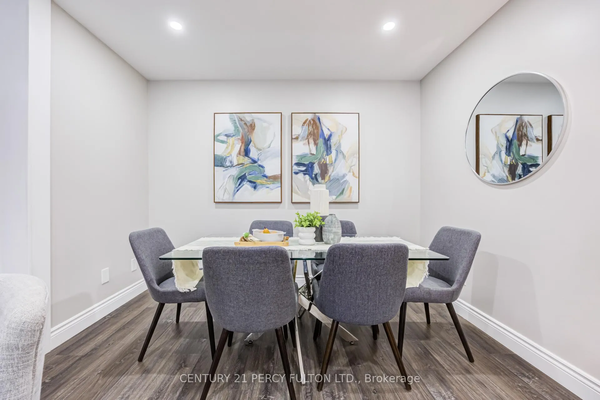 Photo 6 of 15 Jollow Drive, Clarington, Bowmanville — HOMEH