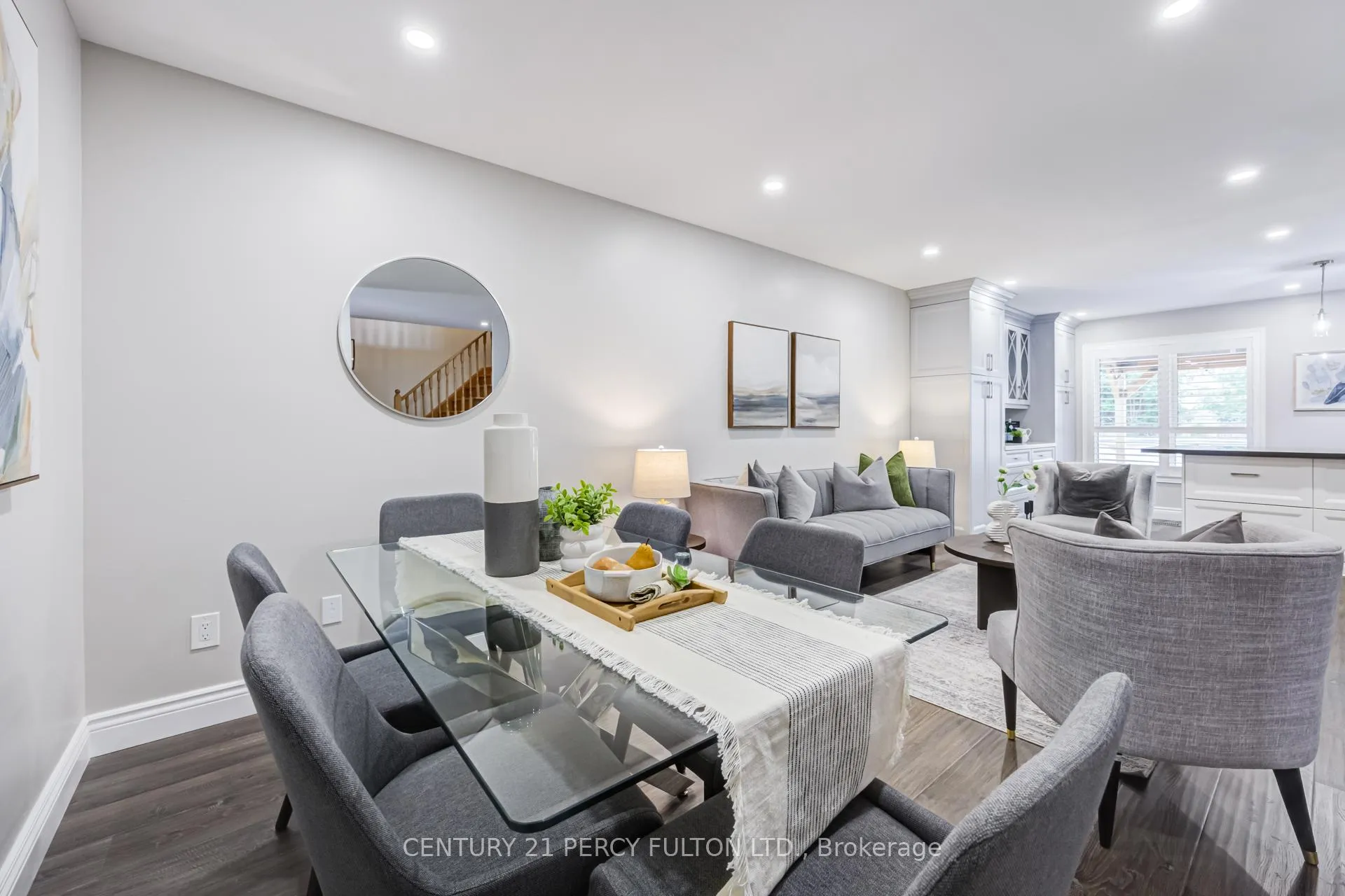 Photo 7 of 15 Jollow Drive, Clarington, Bowmanville — HOMEH