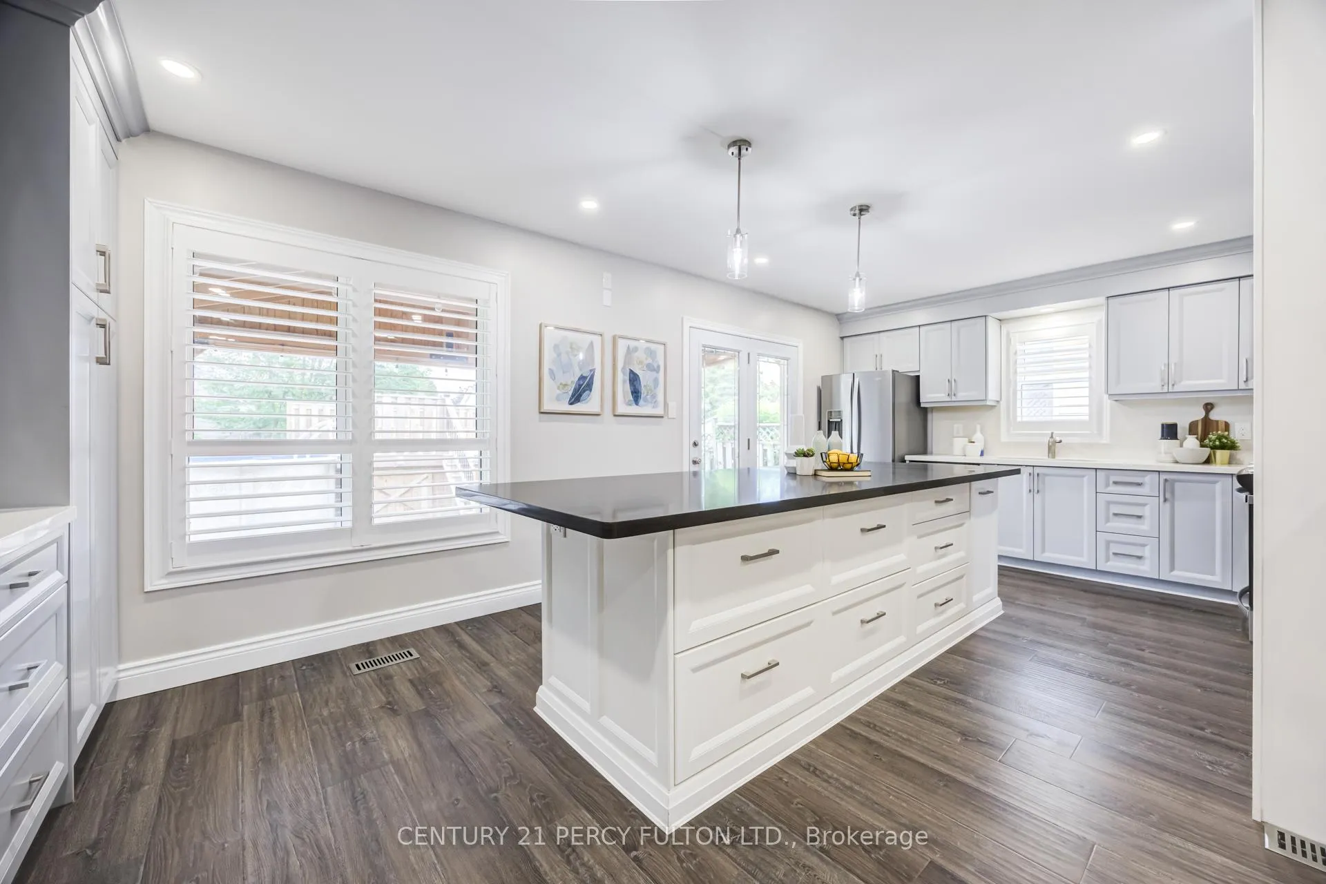 Photo 12 of 15 Jollow Drive, Clarington, Bowmanville — HOMEH