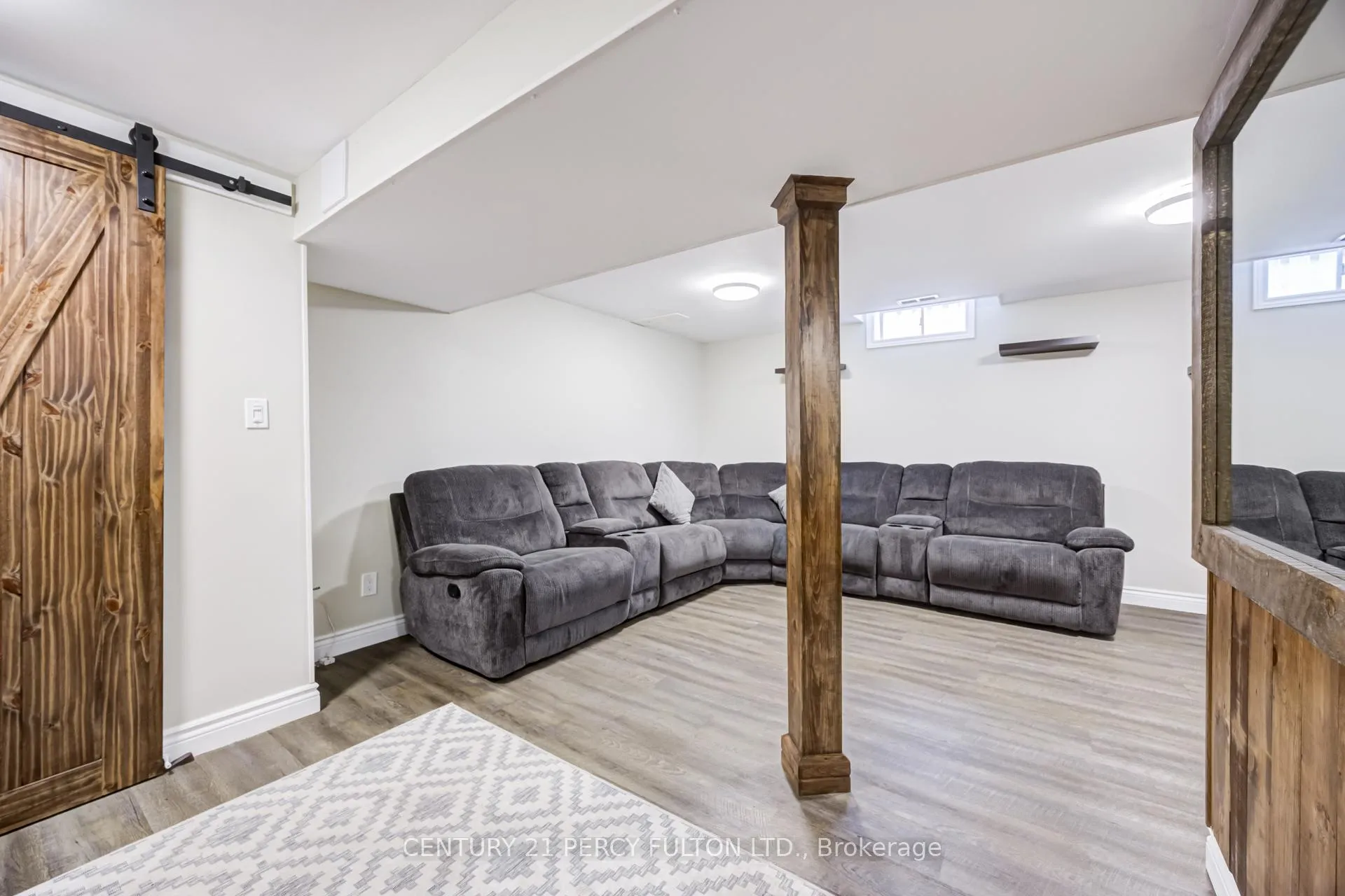 Photo 32 of 15 Jollow Drive, Clarington, Bowmanville — HOMEH