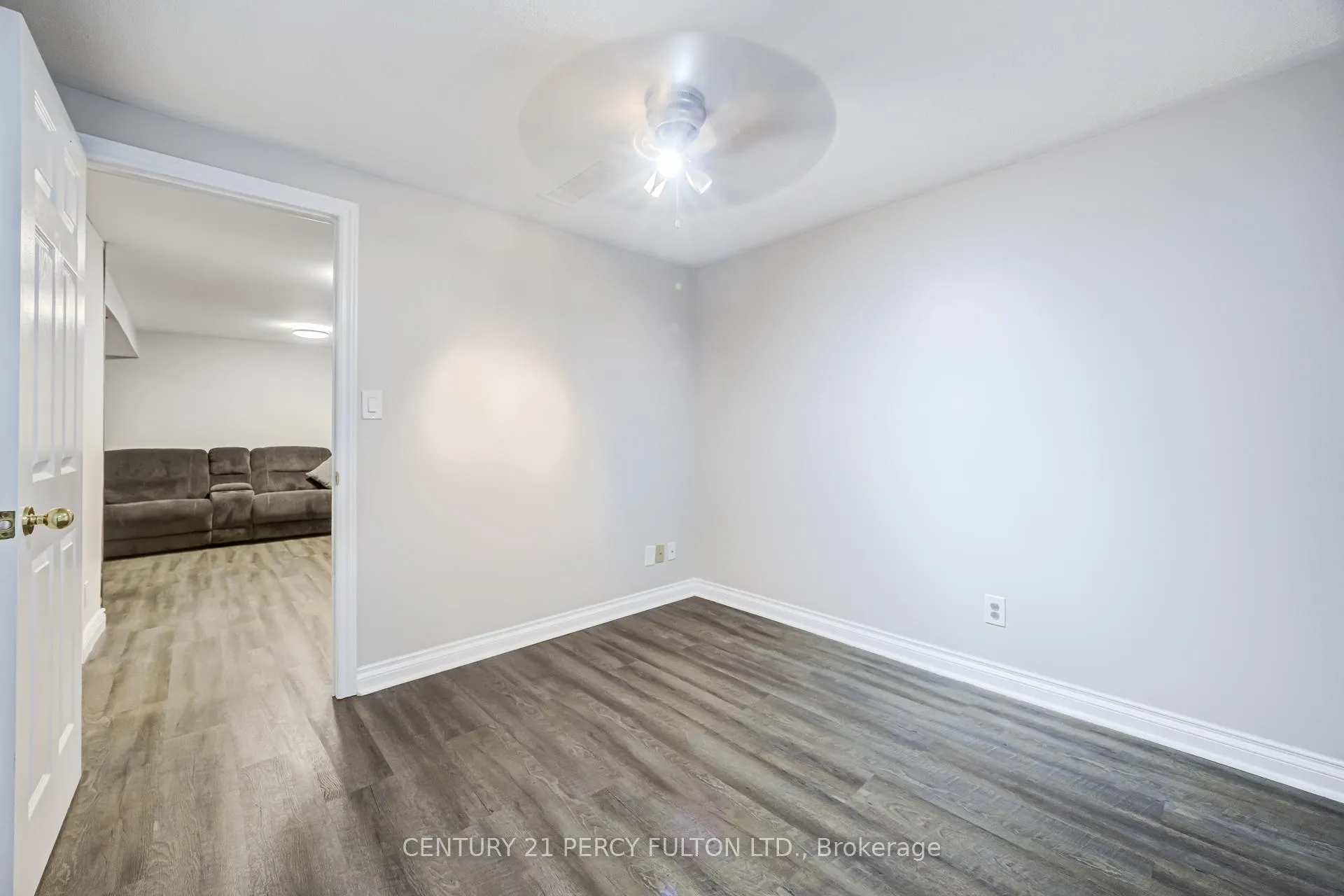 Photo 38 of 15 Jollow Drive, Clarington, Bowmanville — HOMEH