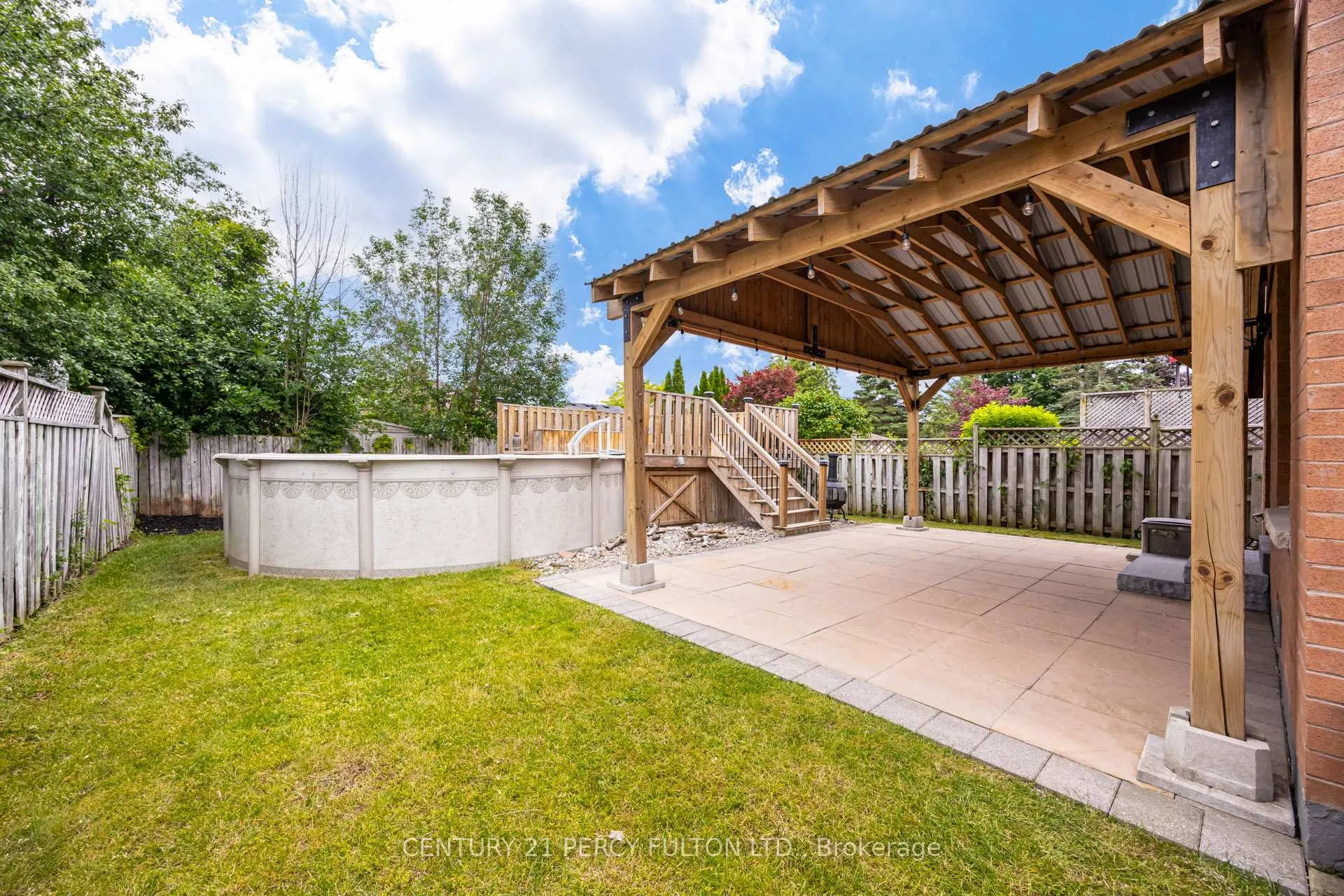 Photo 41 of 15 Jollow Drive, Clarington, Bowmanville — HOMEH