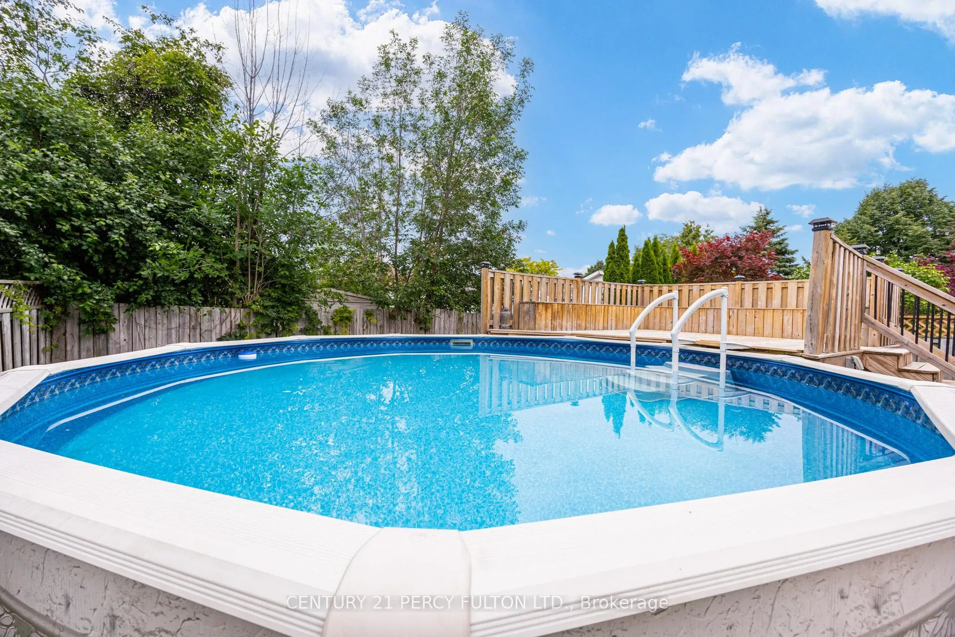 Photo 45 of 15 Jollow Drive, Clarington, Bowmanville — HOMEH