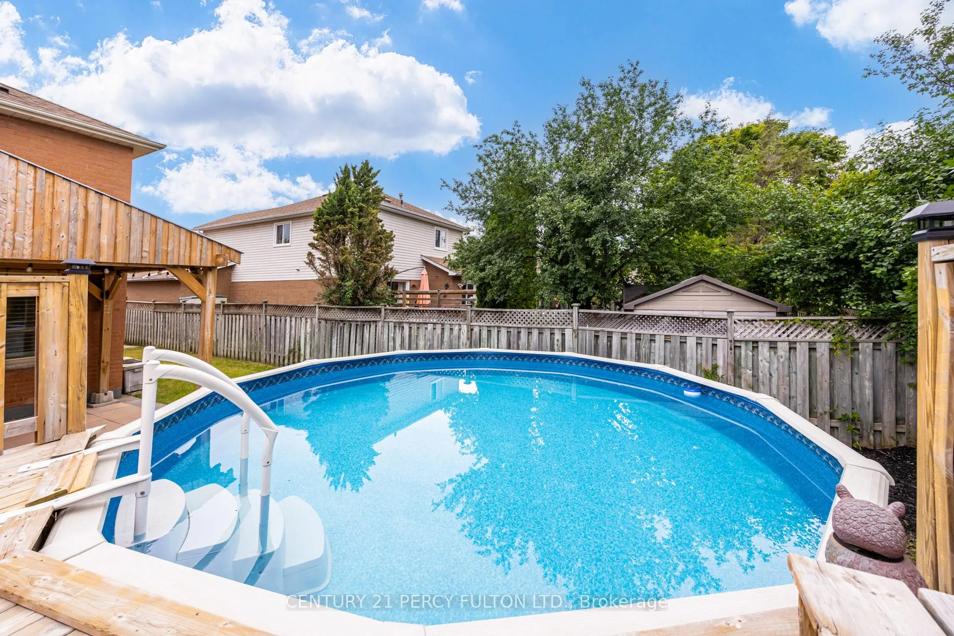Photo 46 of 15 Jollow Drive, Clarington, Bowmanville — HOMEH