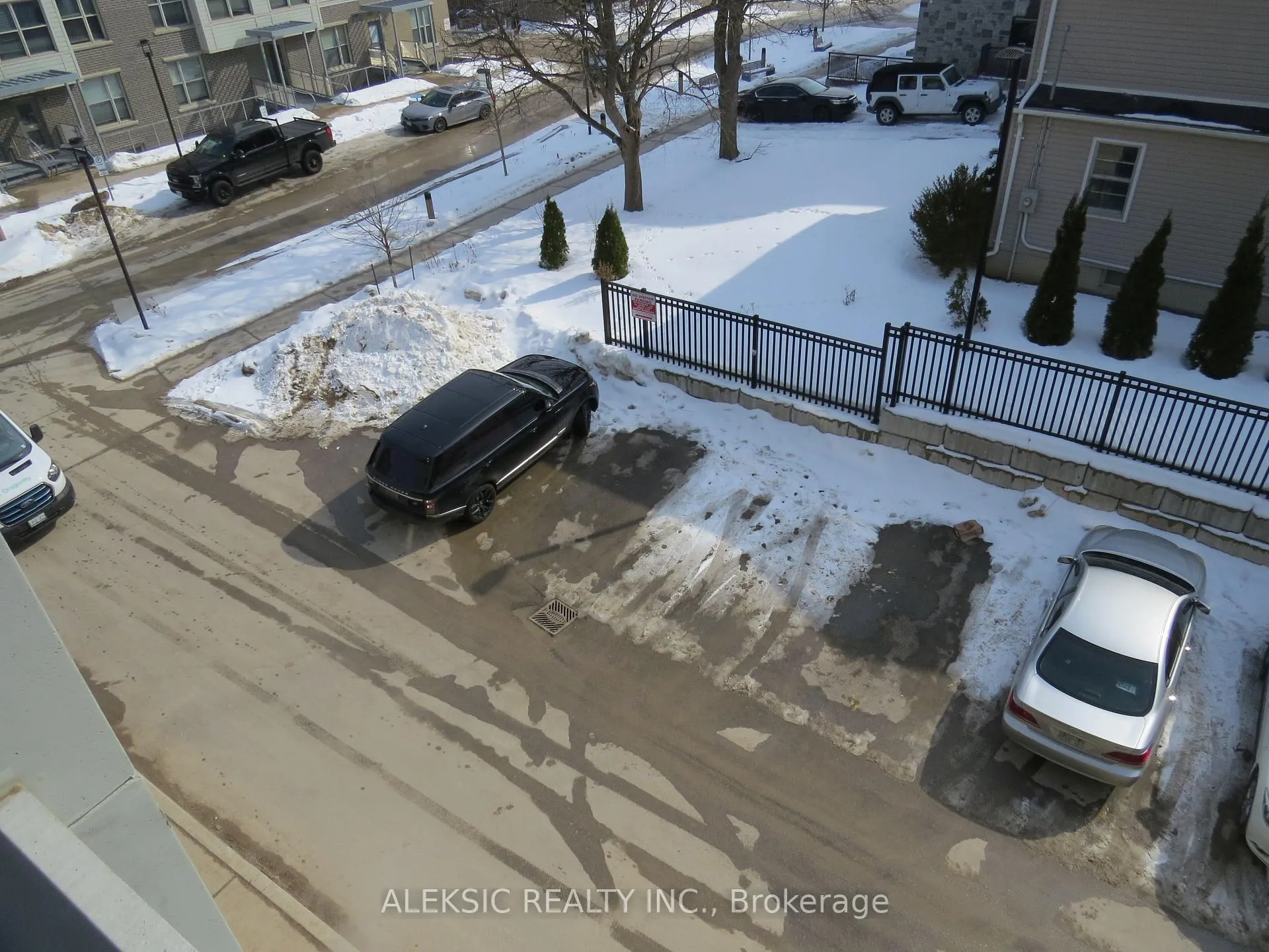 Photo 5 of Unit H404, 275 Larch Street, Waterloo — HOMEH