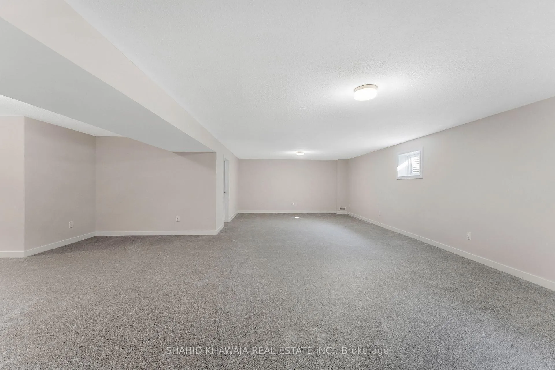 Photo 35 of 93 Hackamore Crescent, Ottawa, Goulbourn Twp From Franktown Rd/South To Rideau — HOMEH