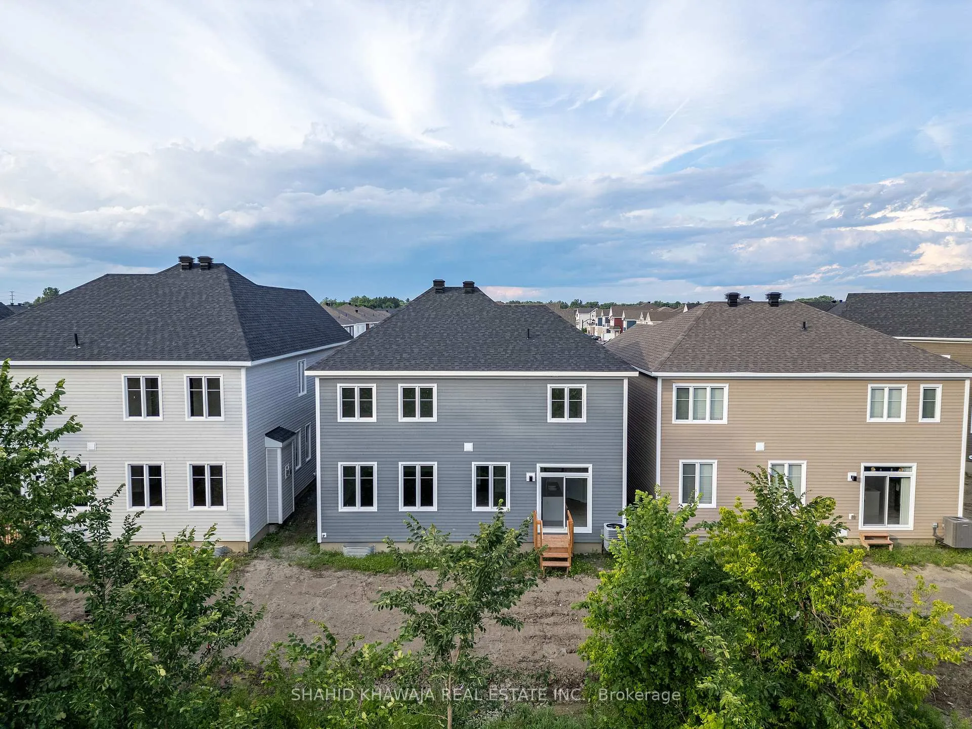 Photo 36 of 93 Hackamore Crescent, Ottawa, Goulbourn Twp From Franktown Rd/South To Rideau — HOMEH