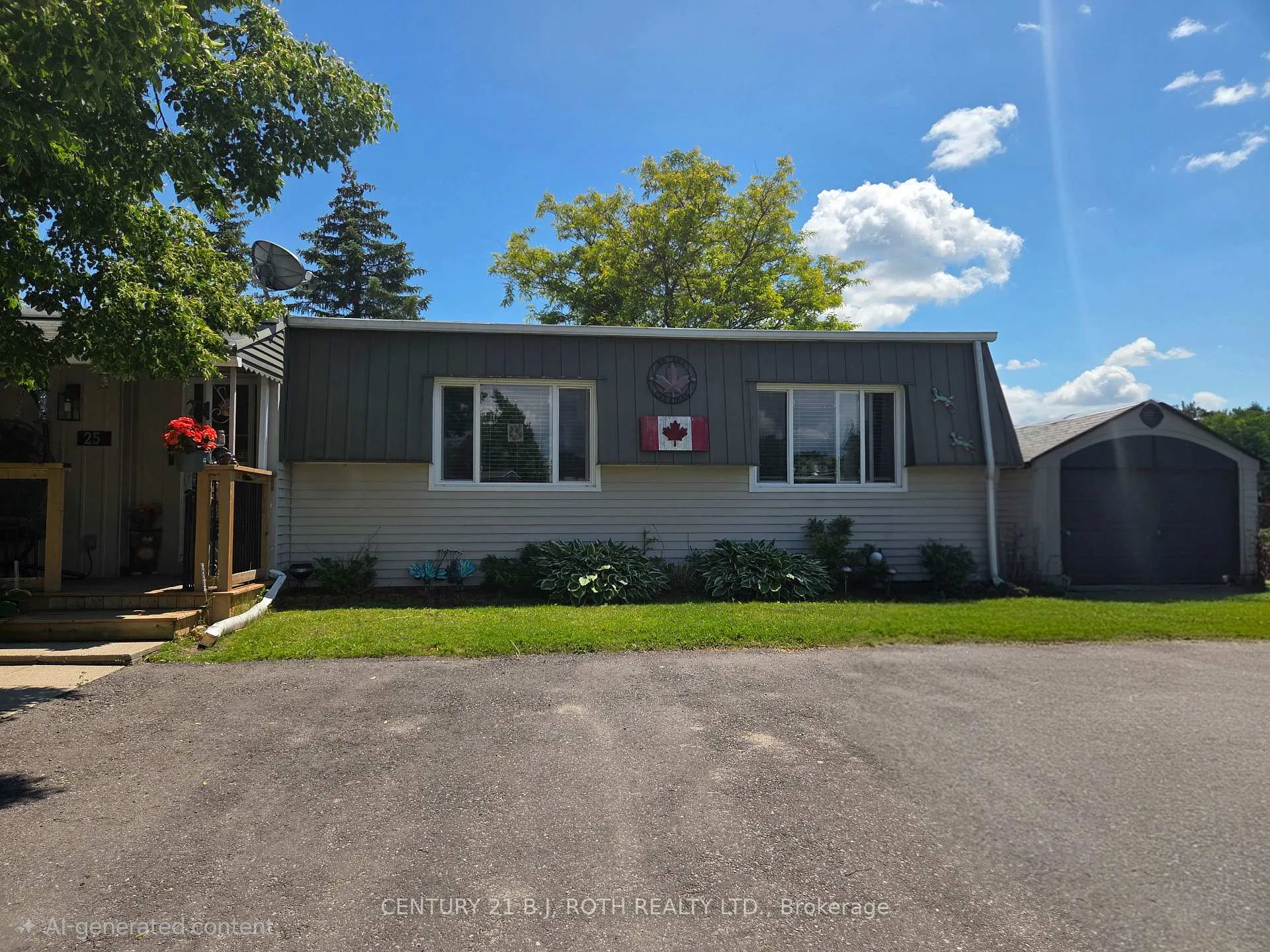 Photo 3 of 25 Comforts Cove Court, Innisfil, Rural Innisfil — HOMEH