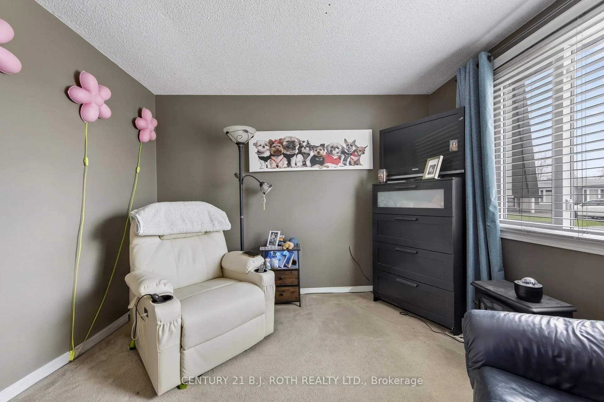 Photo 35 of 25 Comforts Cove Court, Innisfil, Rural Innisfil — HOMEH