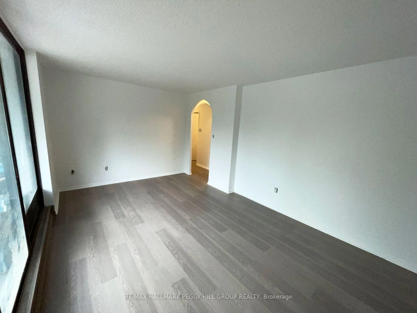 Photo 4 of Unit 208, 1900 Sheppard Avenue E, North York, Pleasant View — HOMEH
