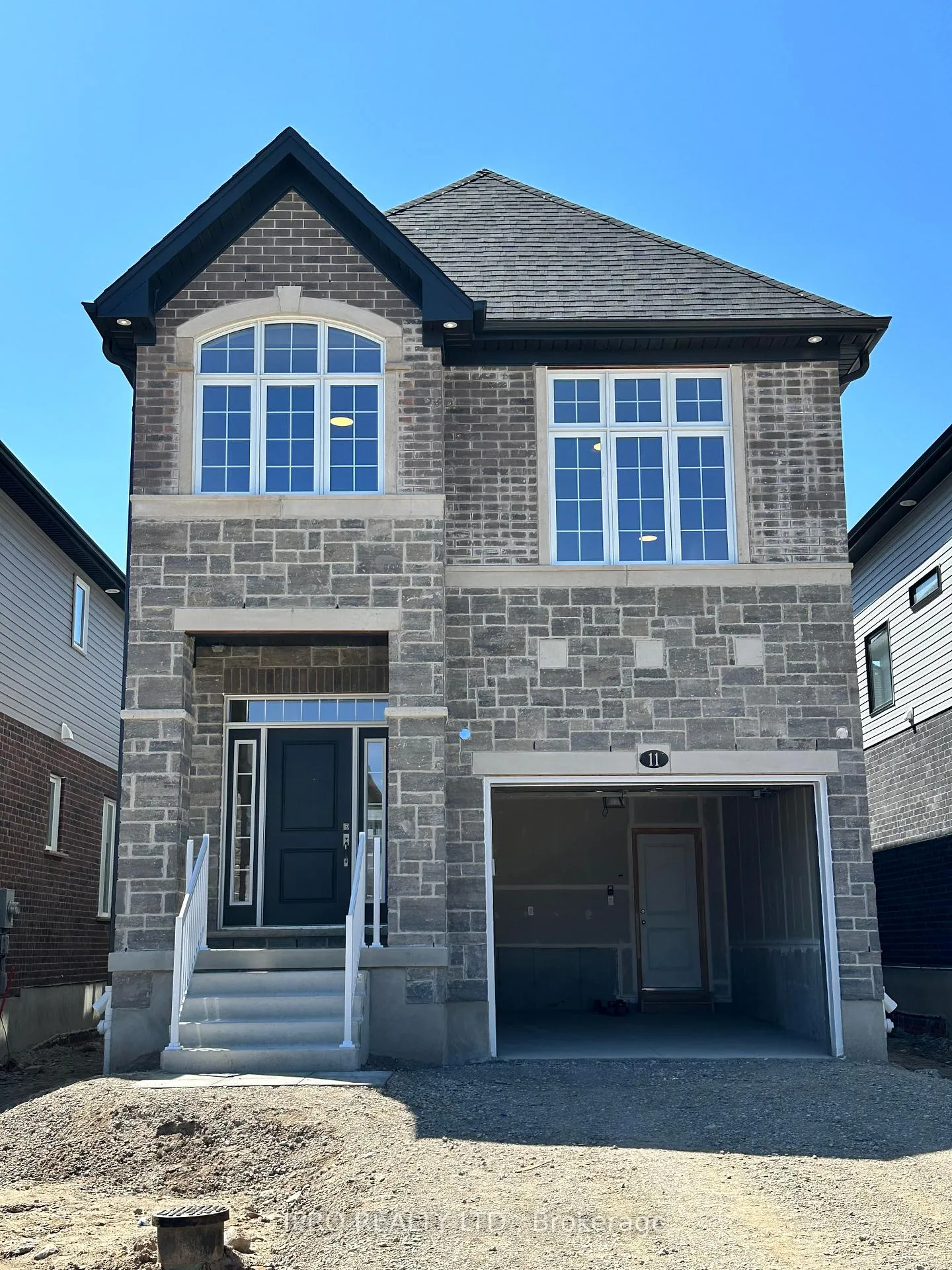 Photo 1 of 11 Jacob Detweiller Drive, Kitchener — HOMEH
